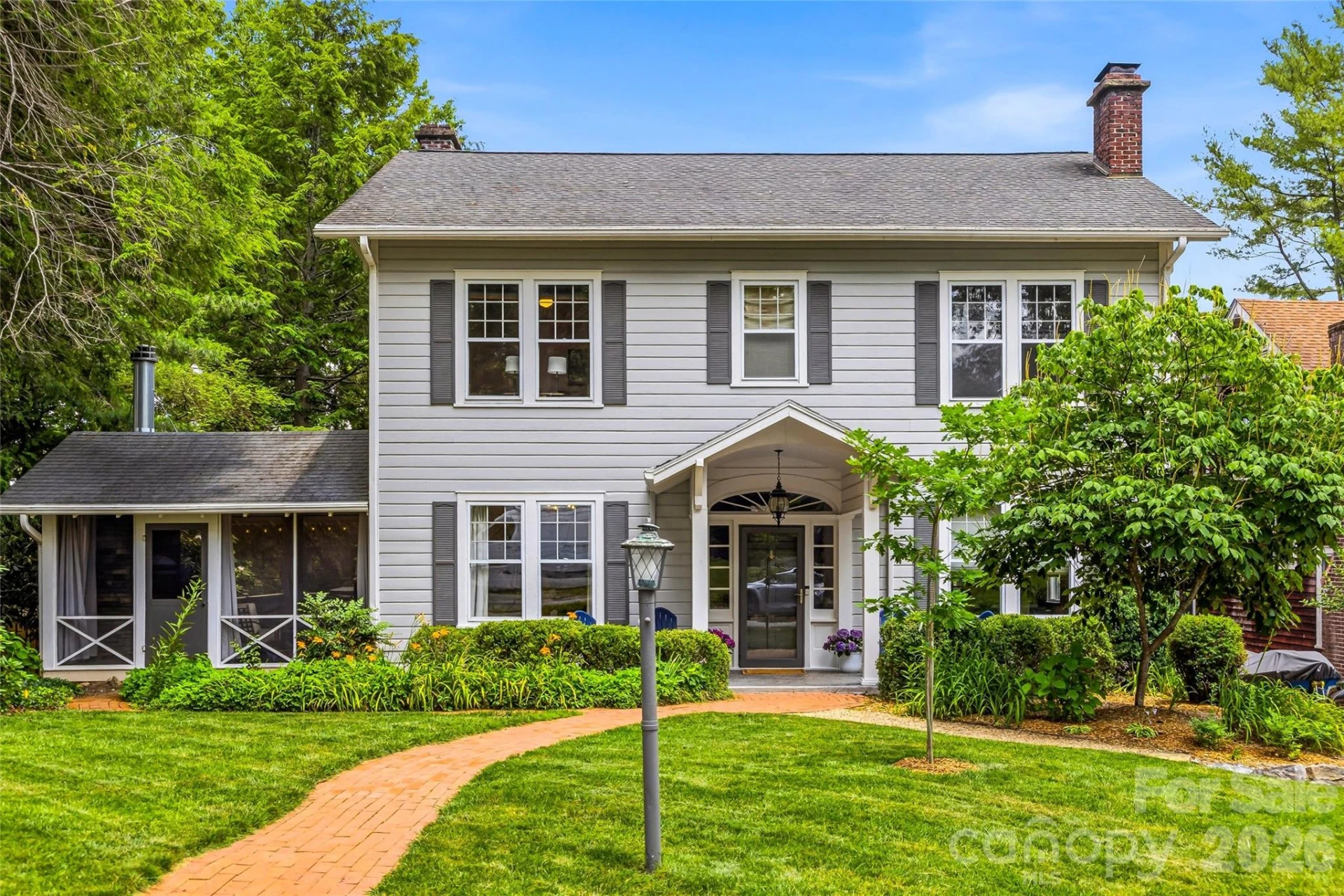1620 Norwood Place