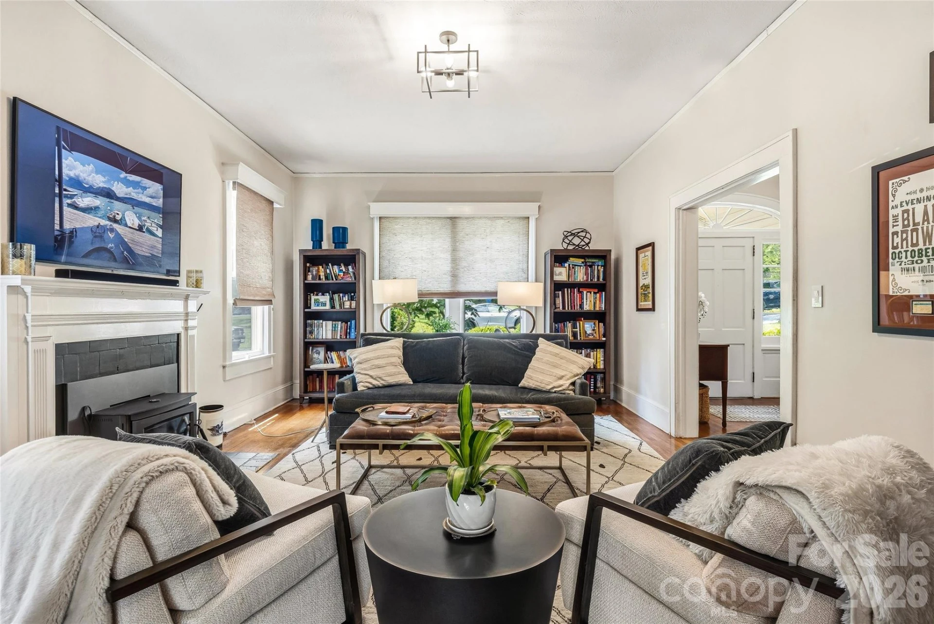 1620 Norwood Place - Photo 2