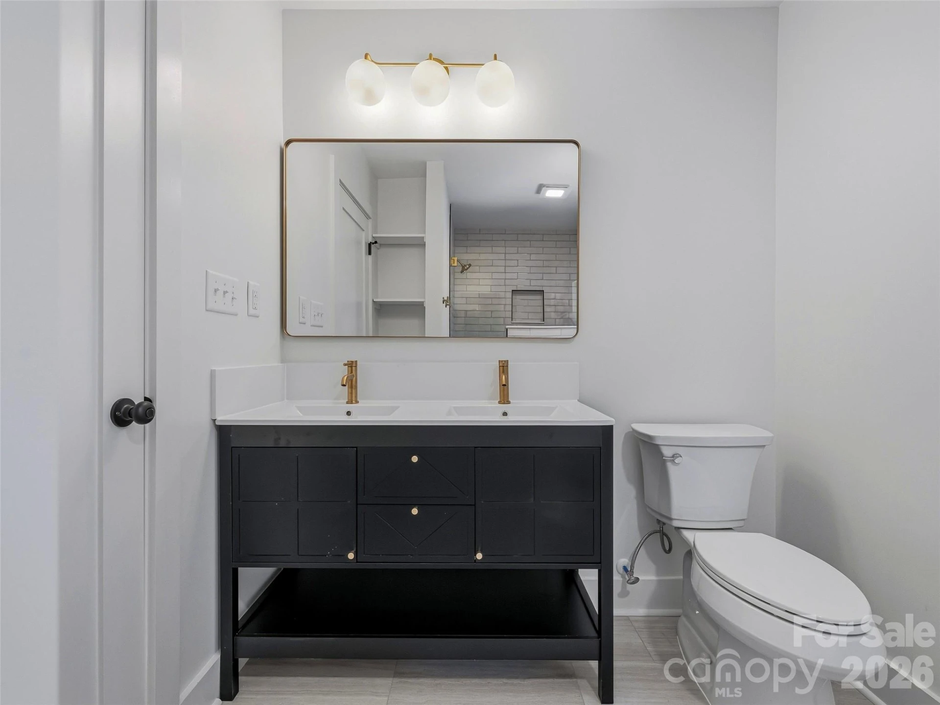 895 N Trade Street - Photo 23