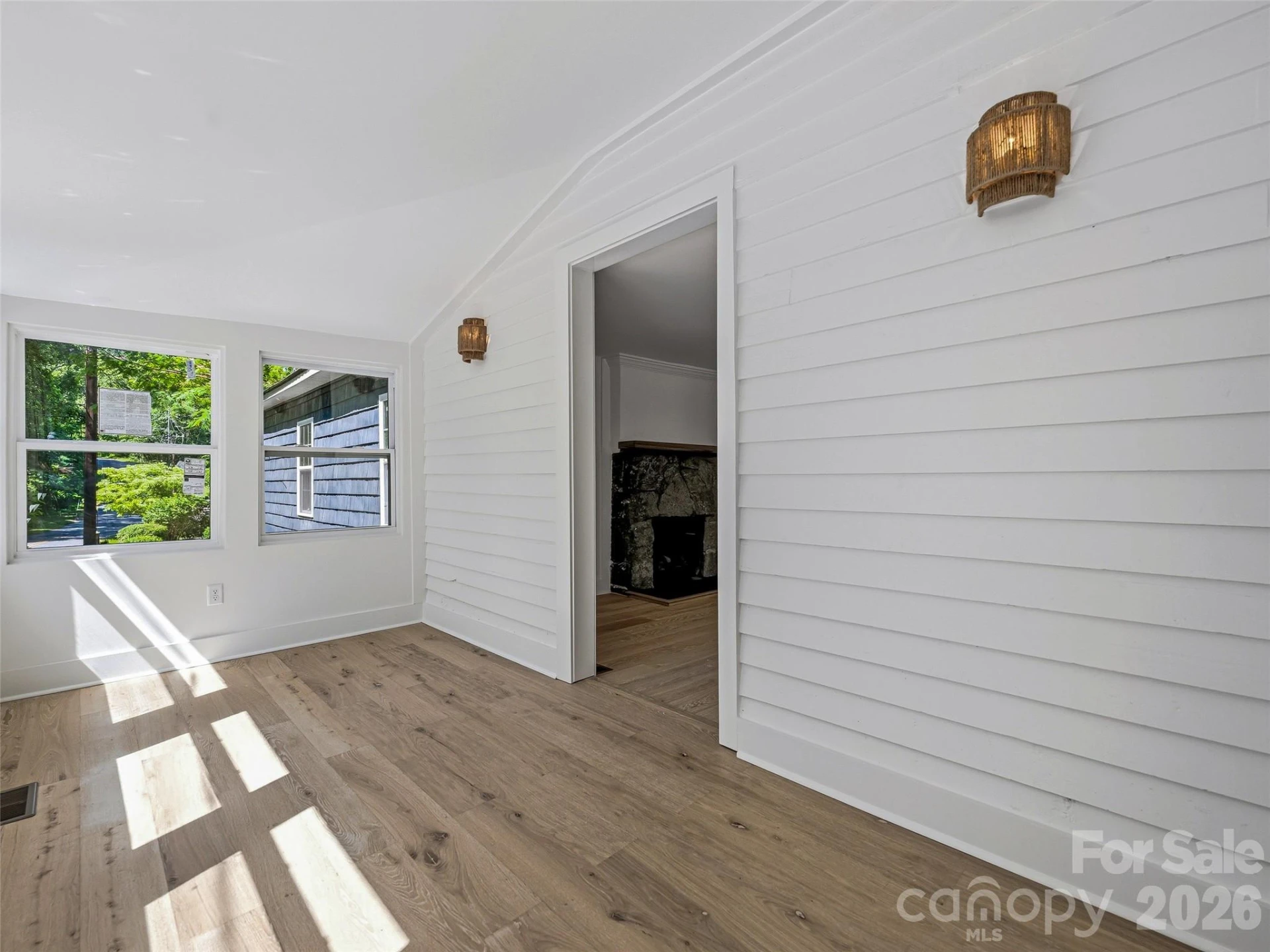 895 N Trade Street - Photo 25