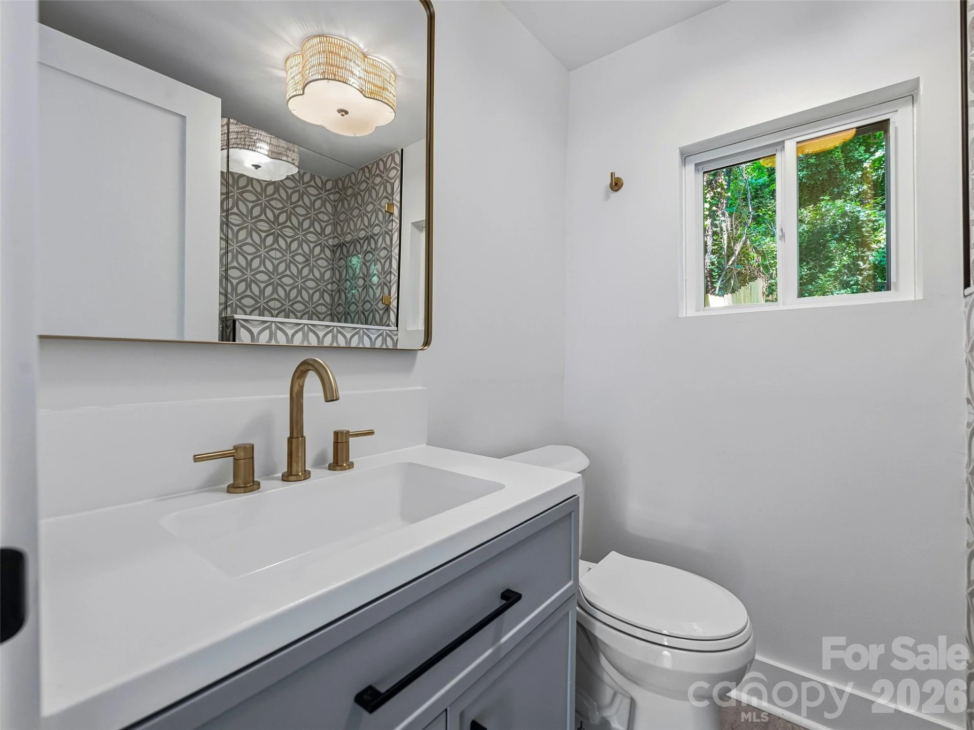 895 N Trade Street - Photo 27