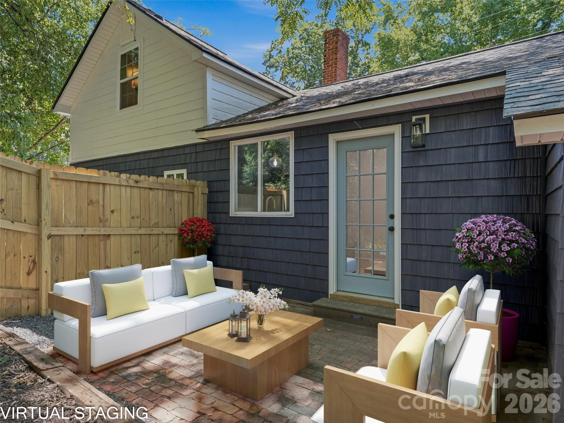 895 N Trade Street - Photo 40