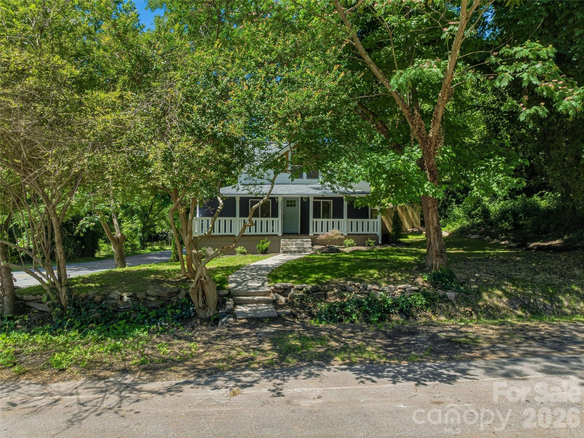 895 N Trade Street - Photo 45