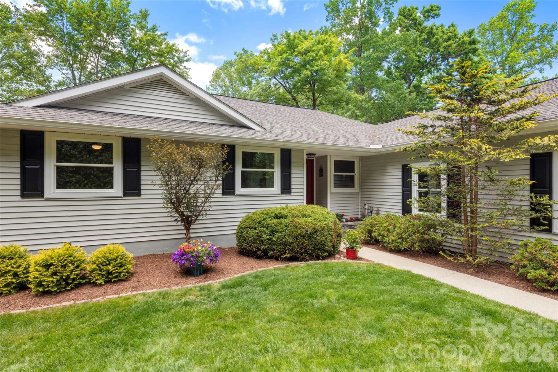 2750 Leucothae Way - Photo 2