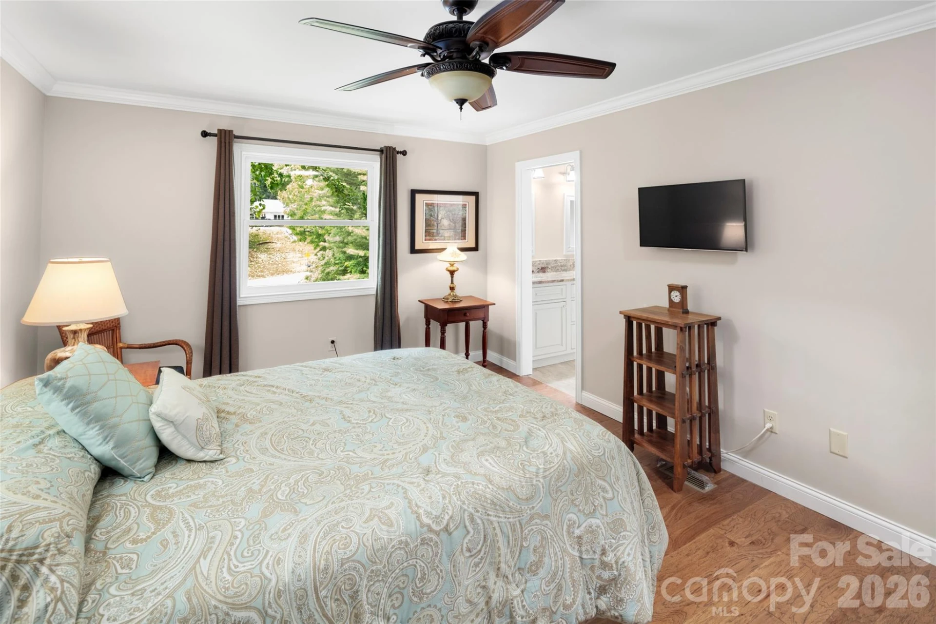 2750 Leucothae Way - Photo 14