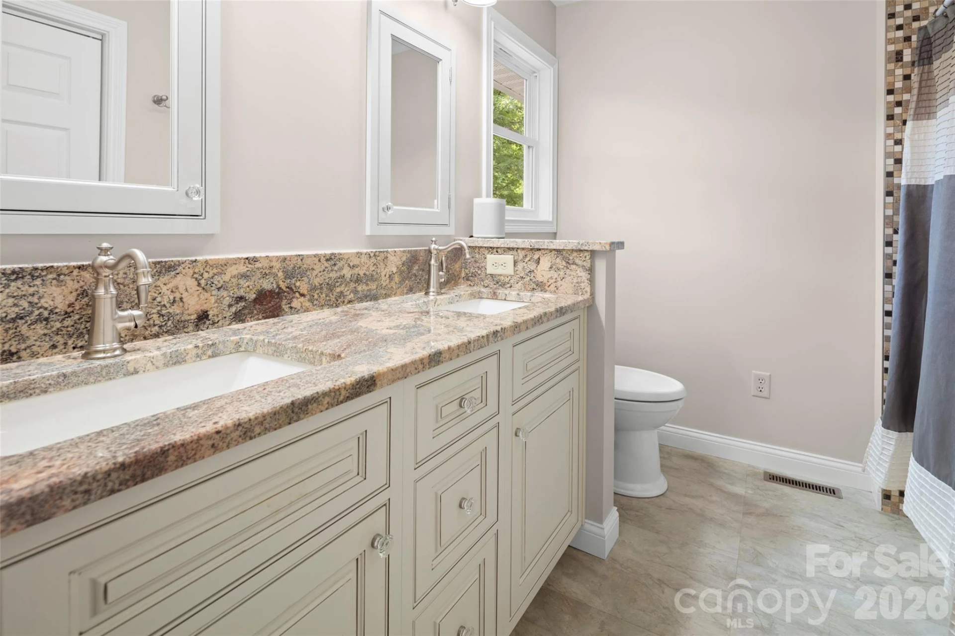 2750 Leucothae Way - Photo 15