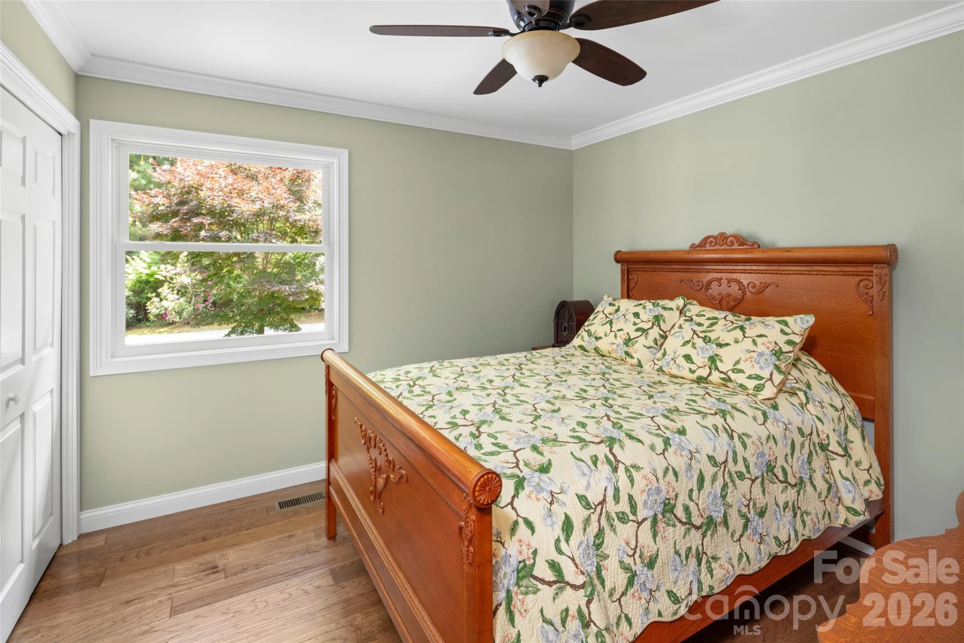 2750 Leucothae Way - Photo 16