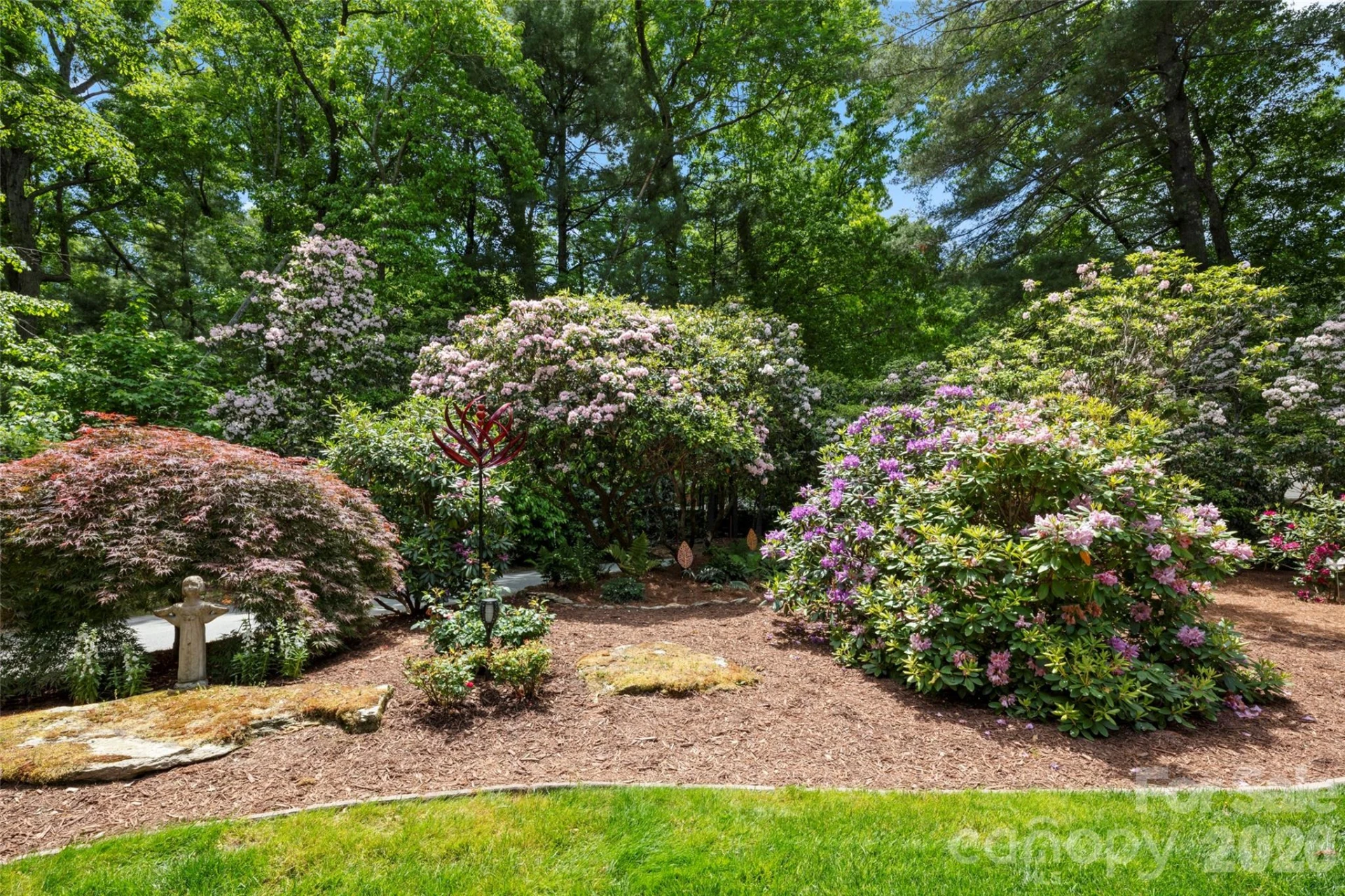 2750 Leucothae Way - Photo 27