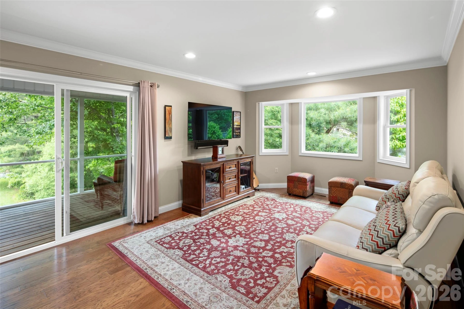 2750 Leucothae Way - Photo 8