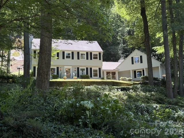 212 Estate Drive - Photo 4