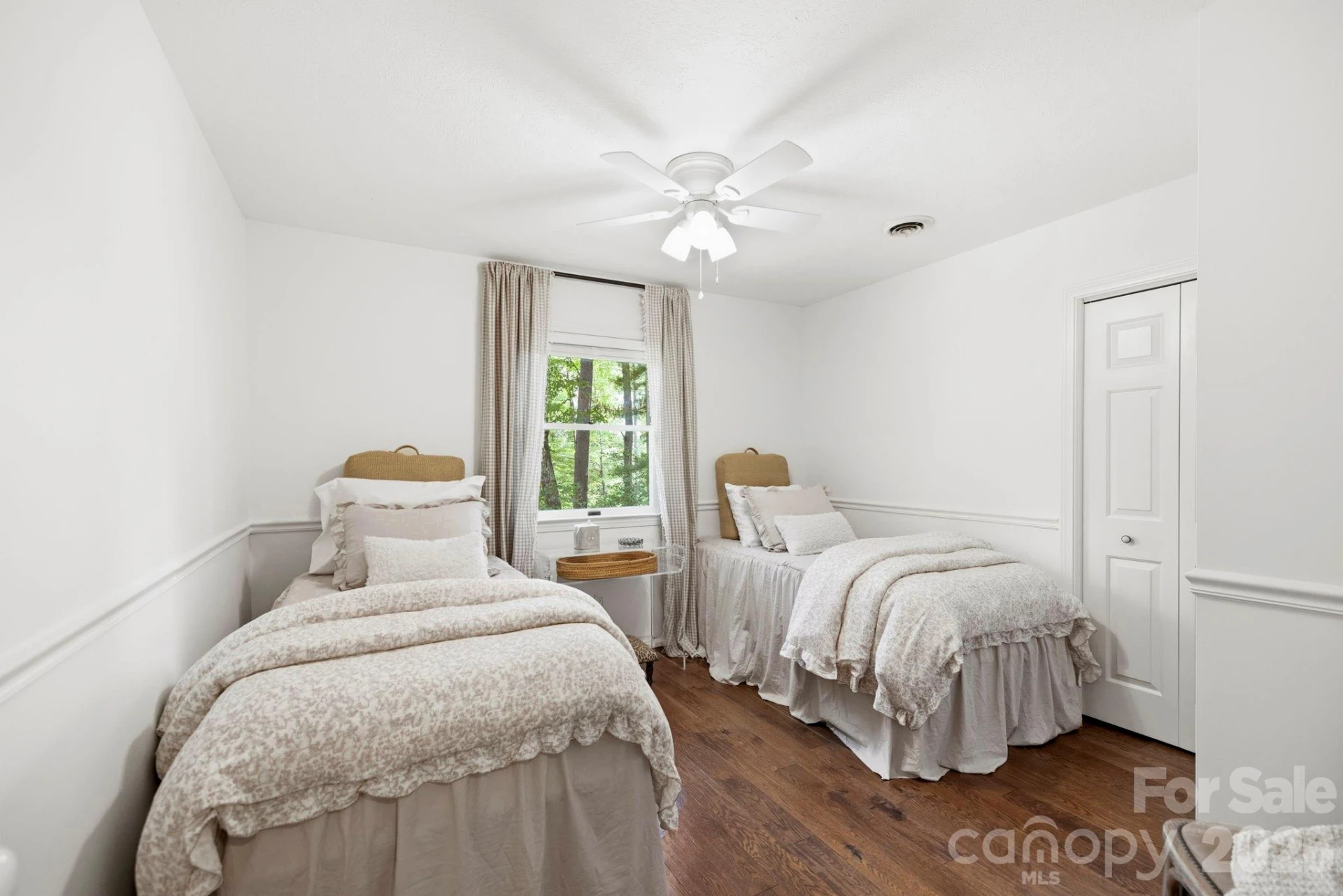 212 Estate Drive - Photo 28