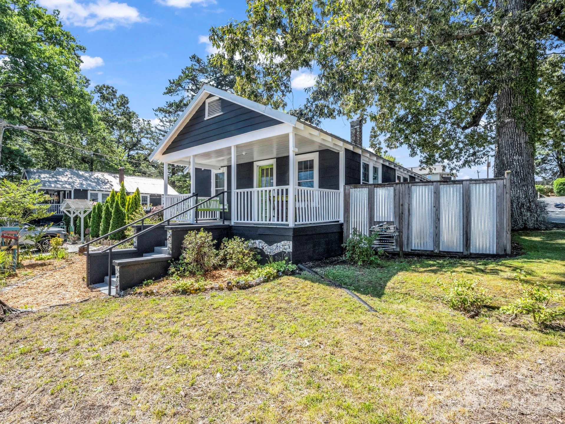 302 Davis Street - Photo 11