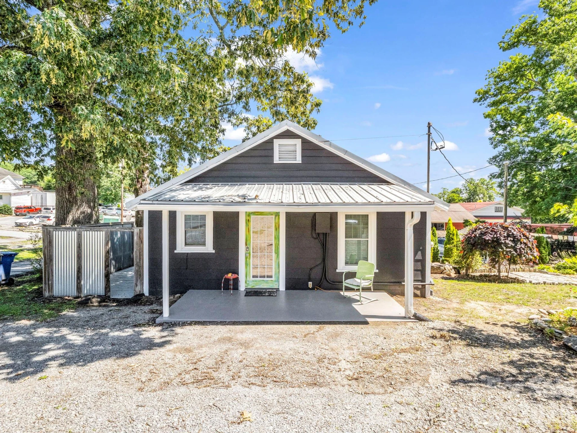 302 Davis Street - Photo 14