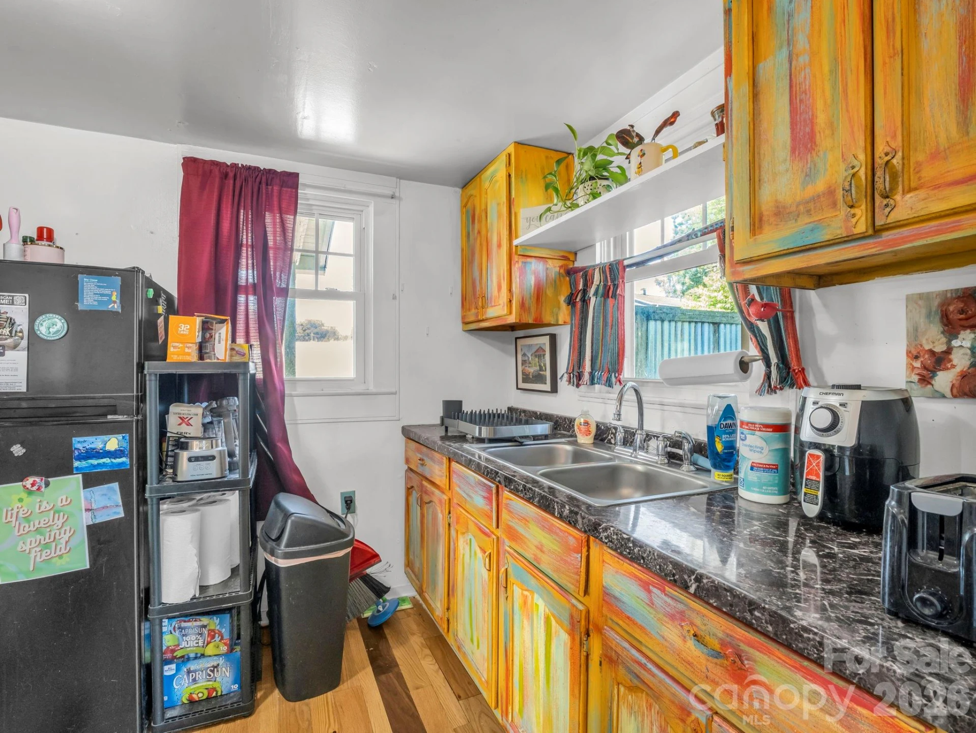 302 Davis Street - Photo 6