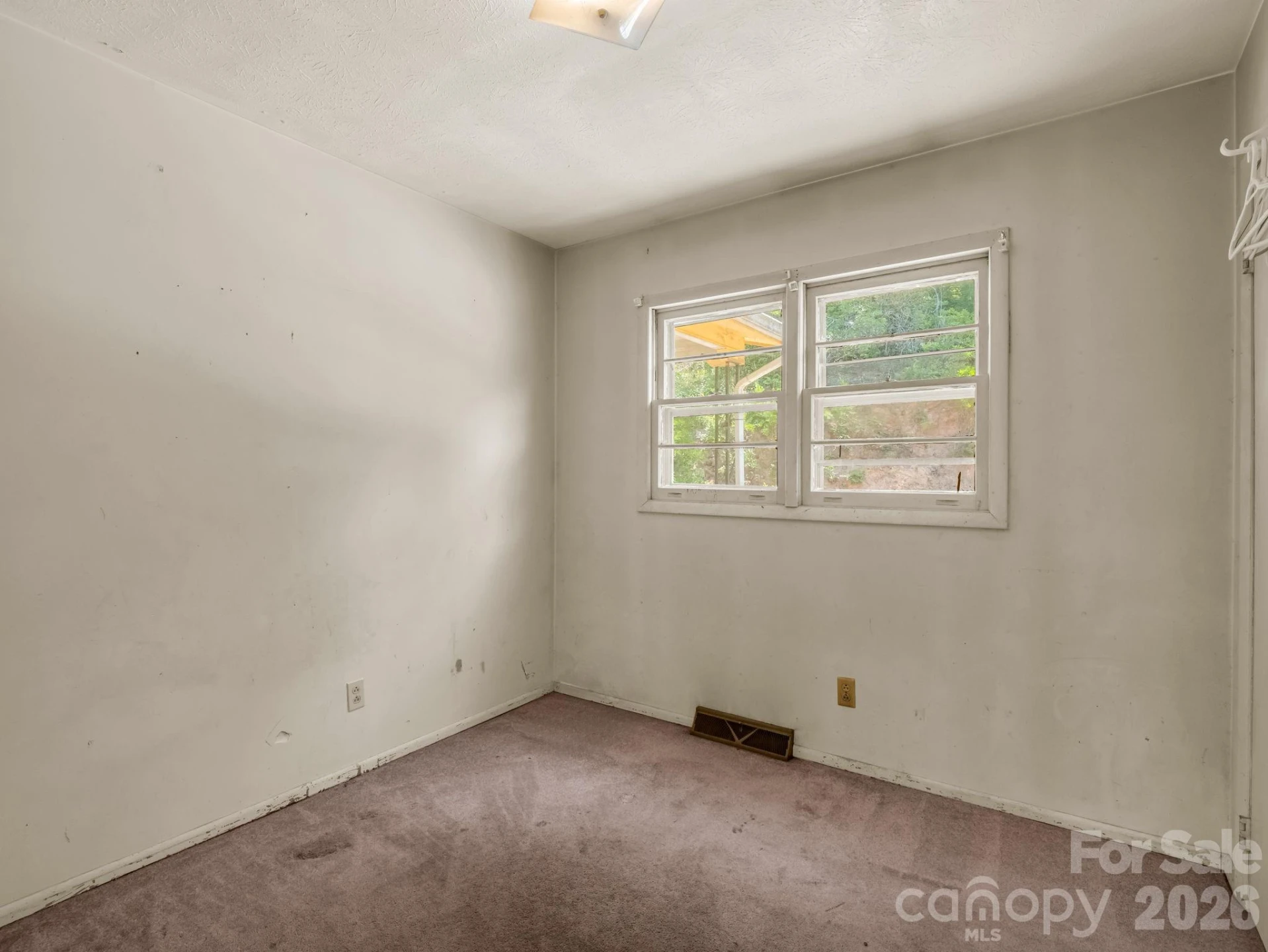 135 Jordan Road - Photo 12