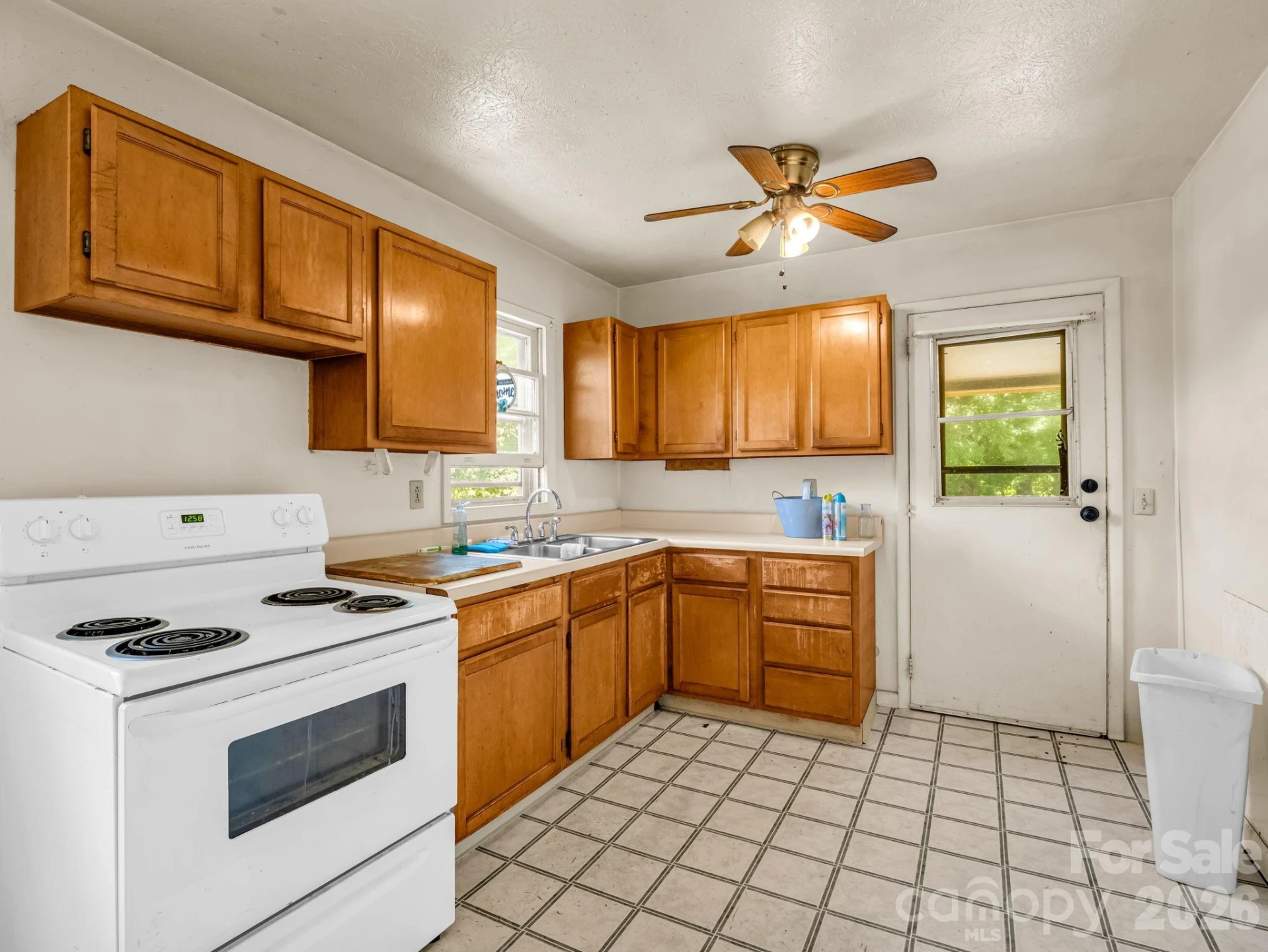 135 Jordan Road - Photo 10