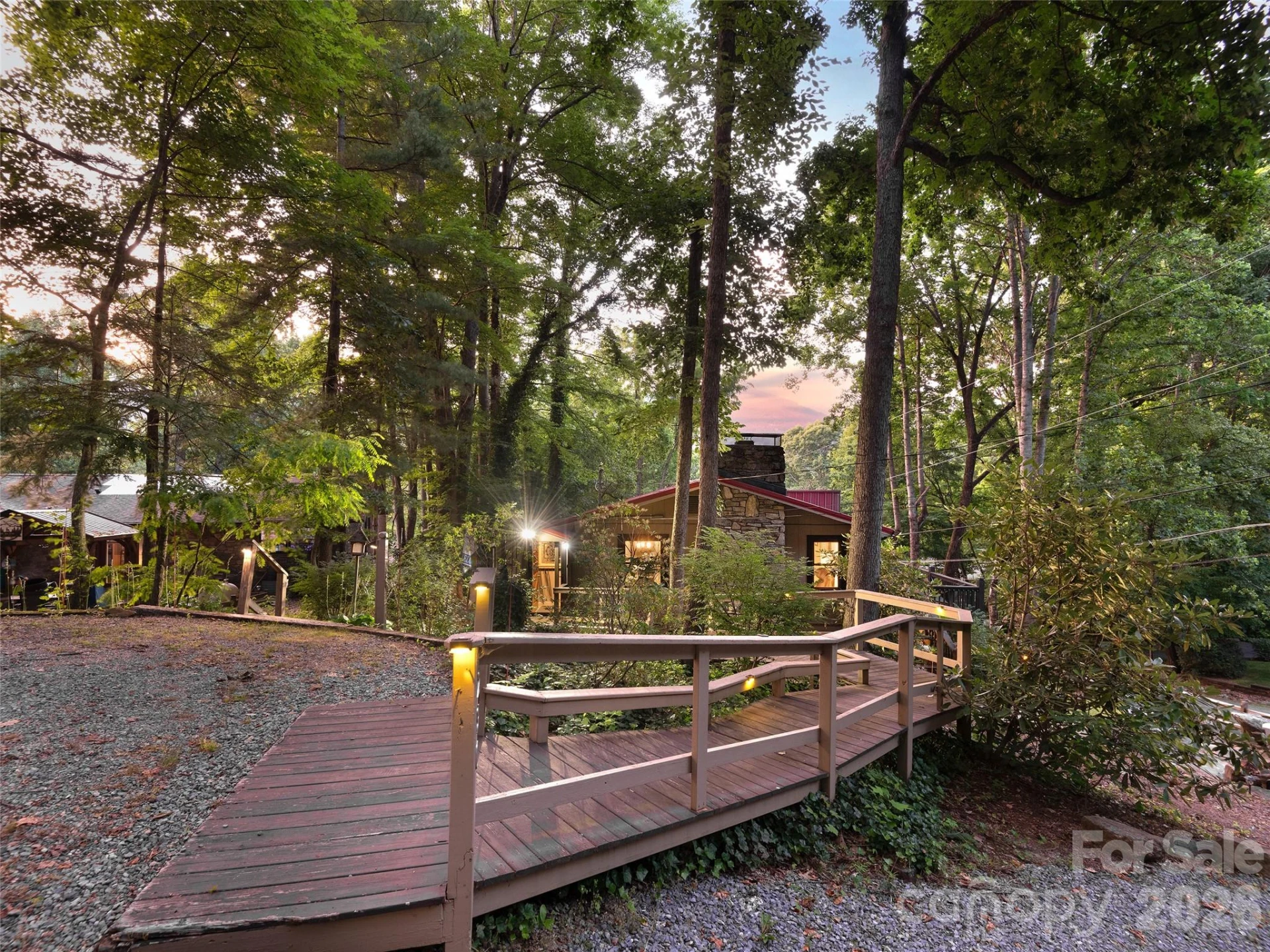 290 Dogwood Drive - Photo 5