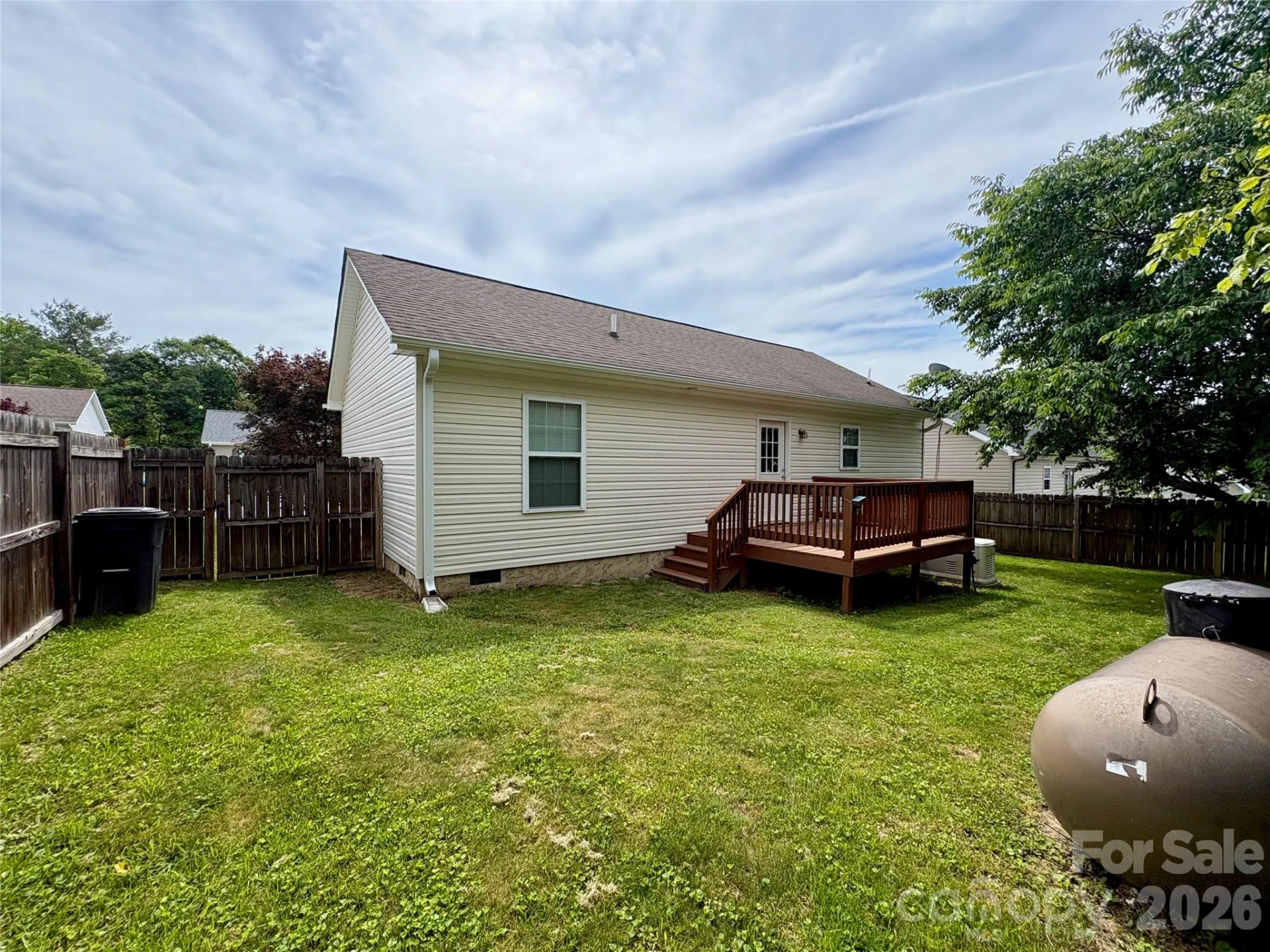 95 Newberry Drive - Photo 2