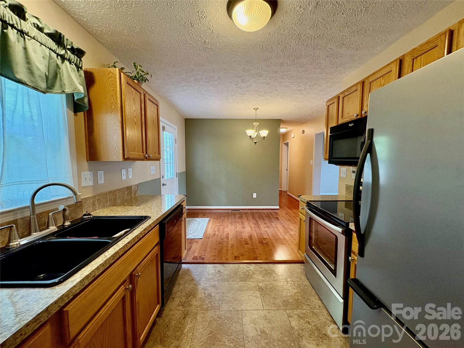 95 Newberry Drive - Photo 11