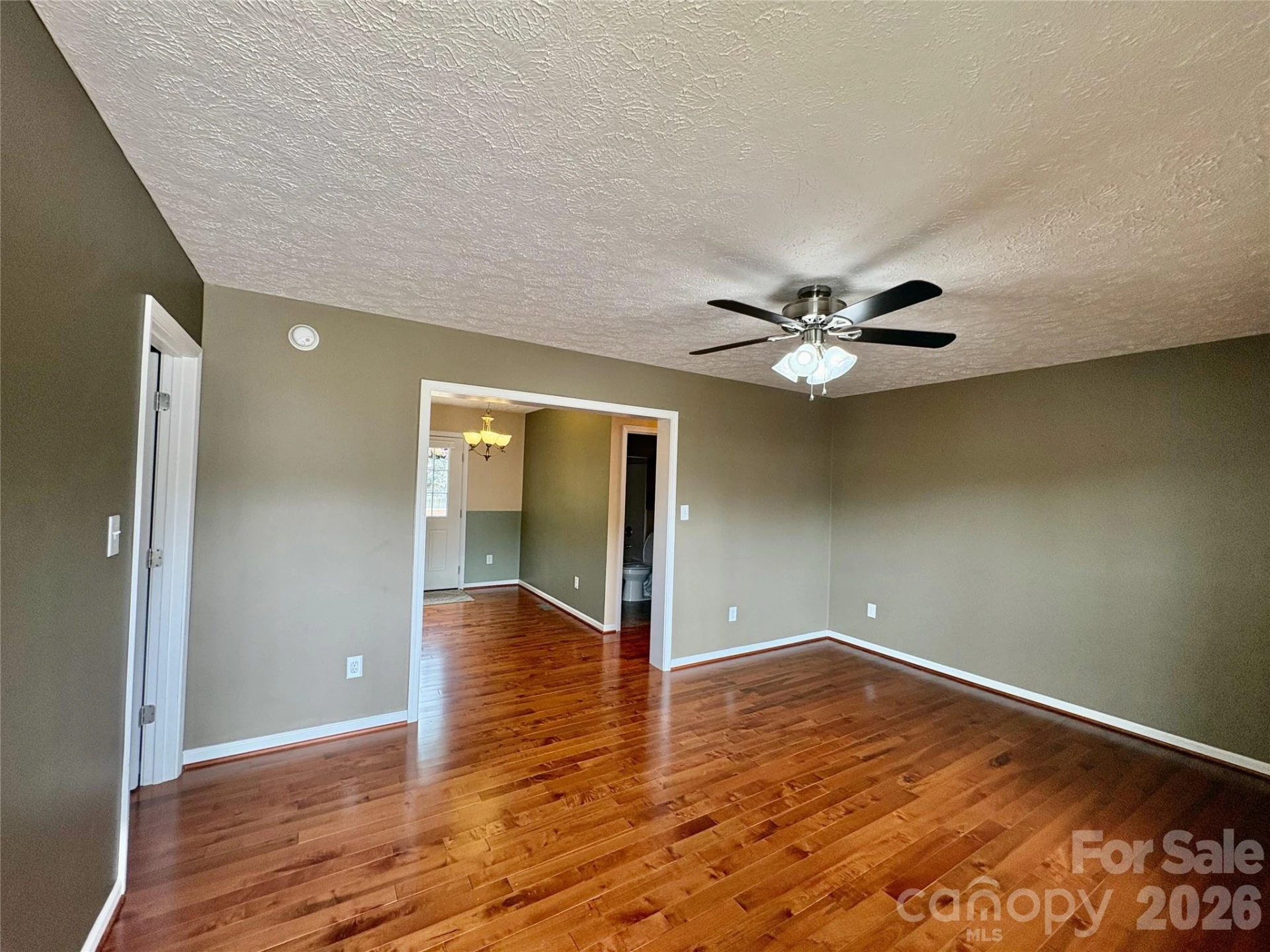 95 Newberry Drive - Photo 4