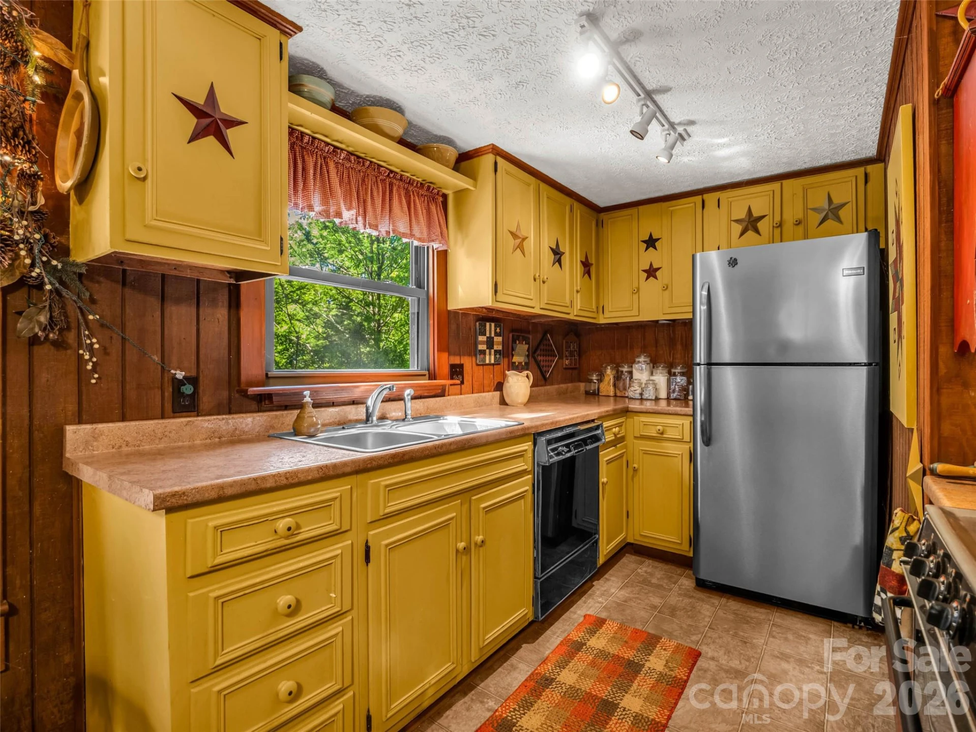 1208 Forest Lake Heights Drive - Photo 18