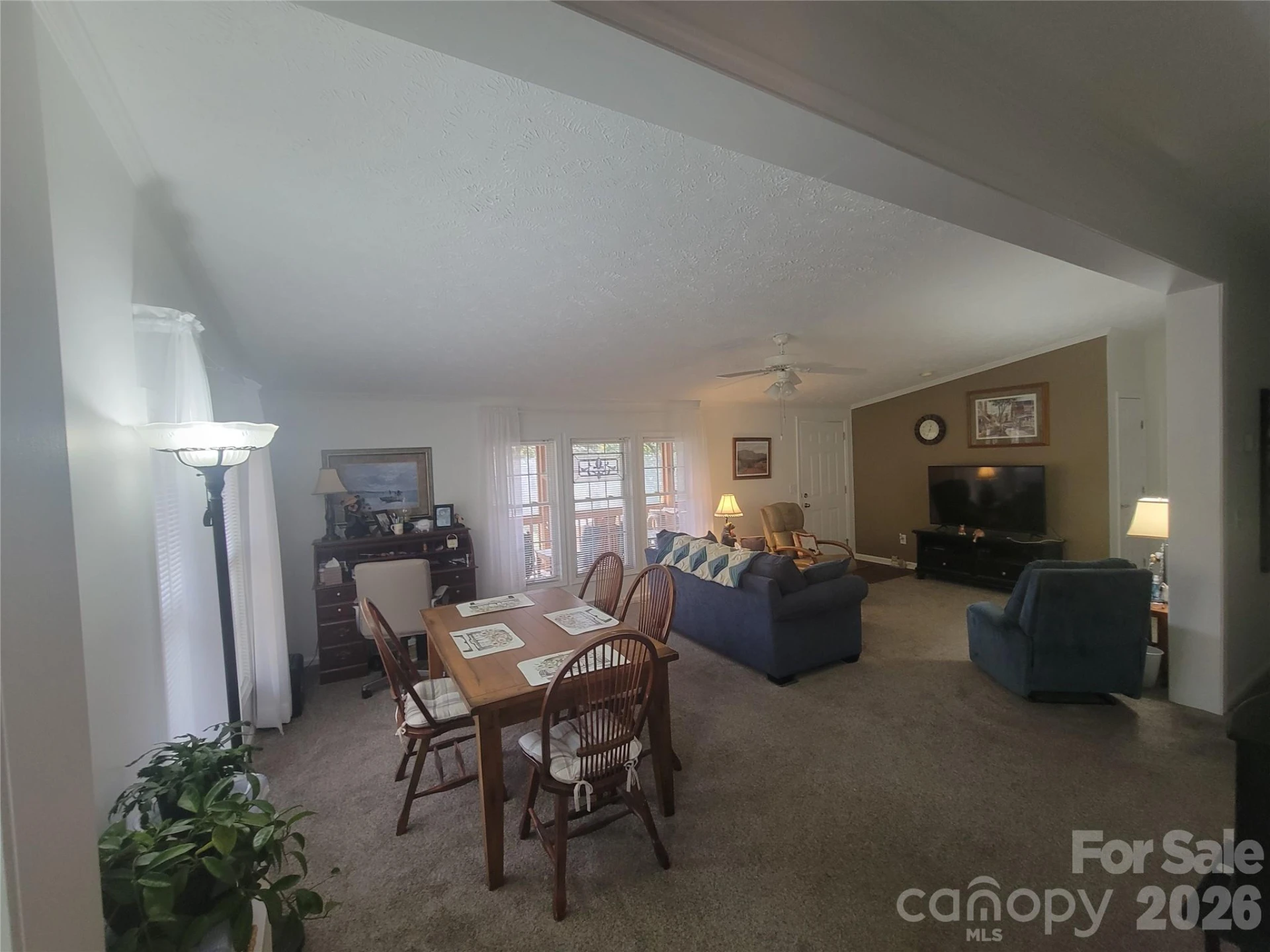 131 Dahlia Lane - Photo 5