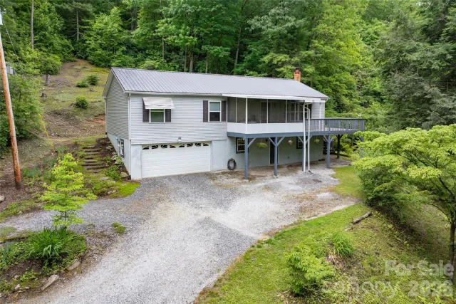 125 Round Mountain Road