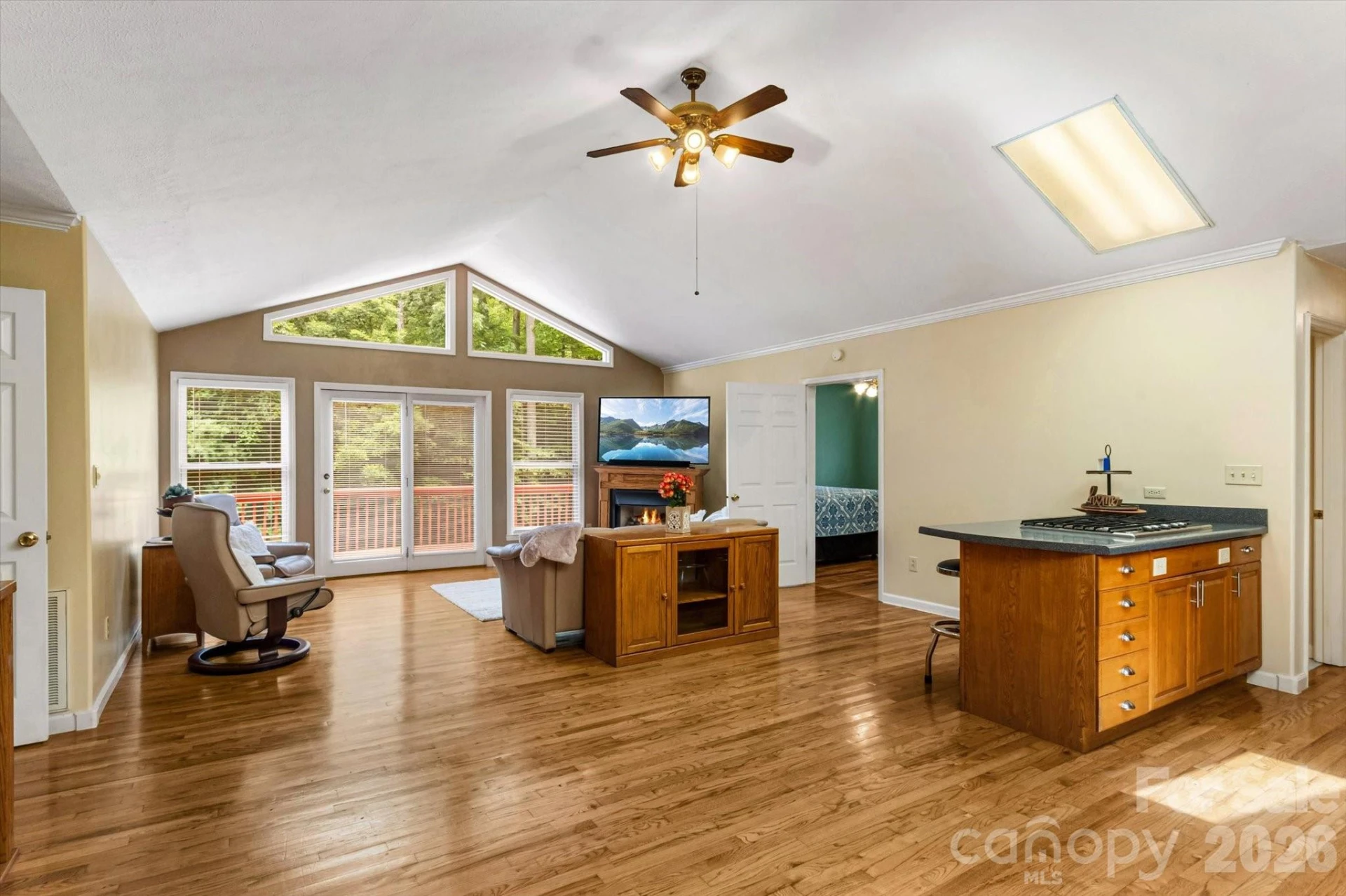 134 Valle Way - Photo 3