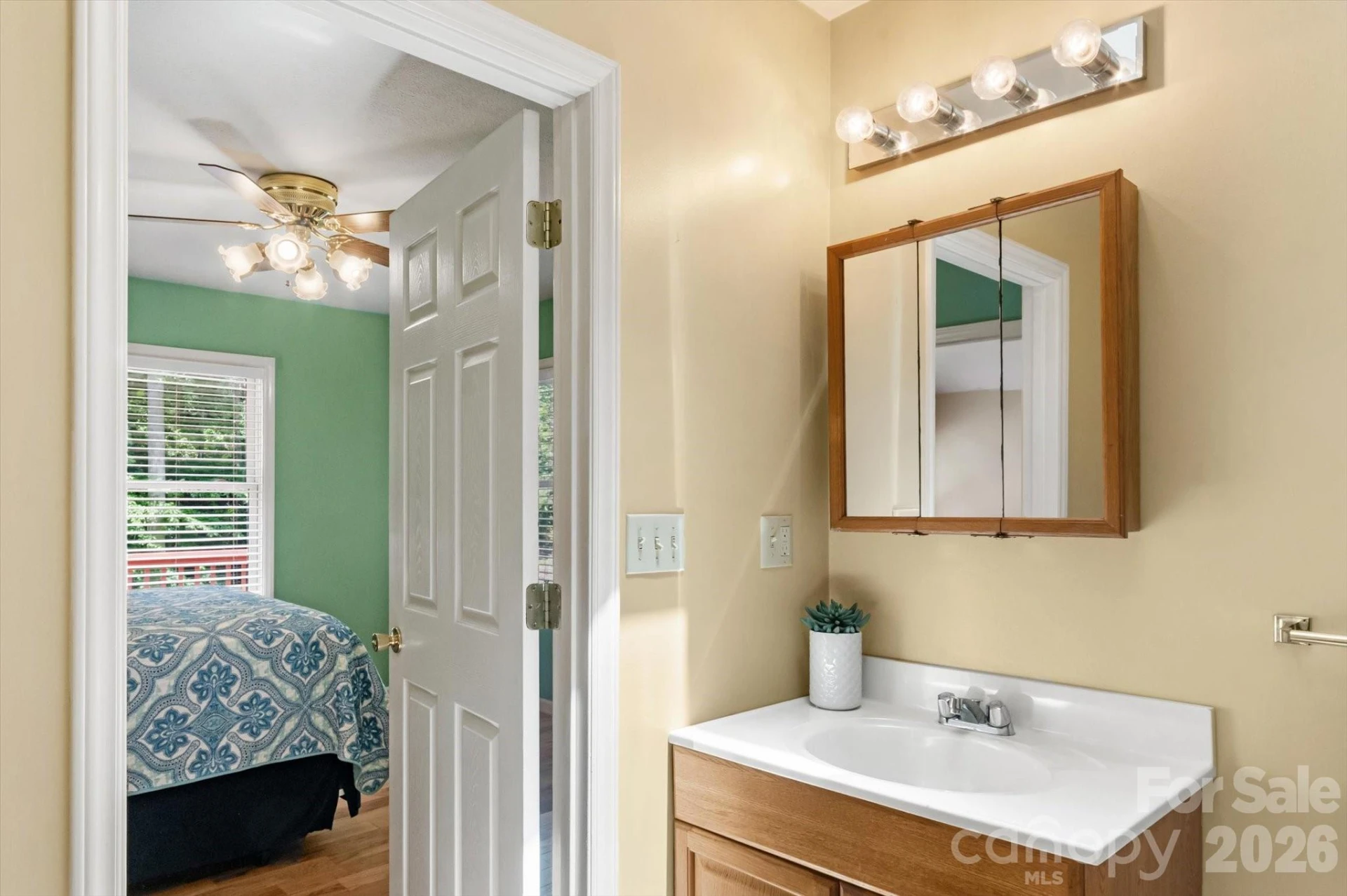 134 Valle Way - Photo 12