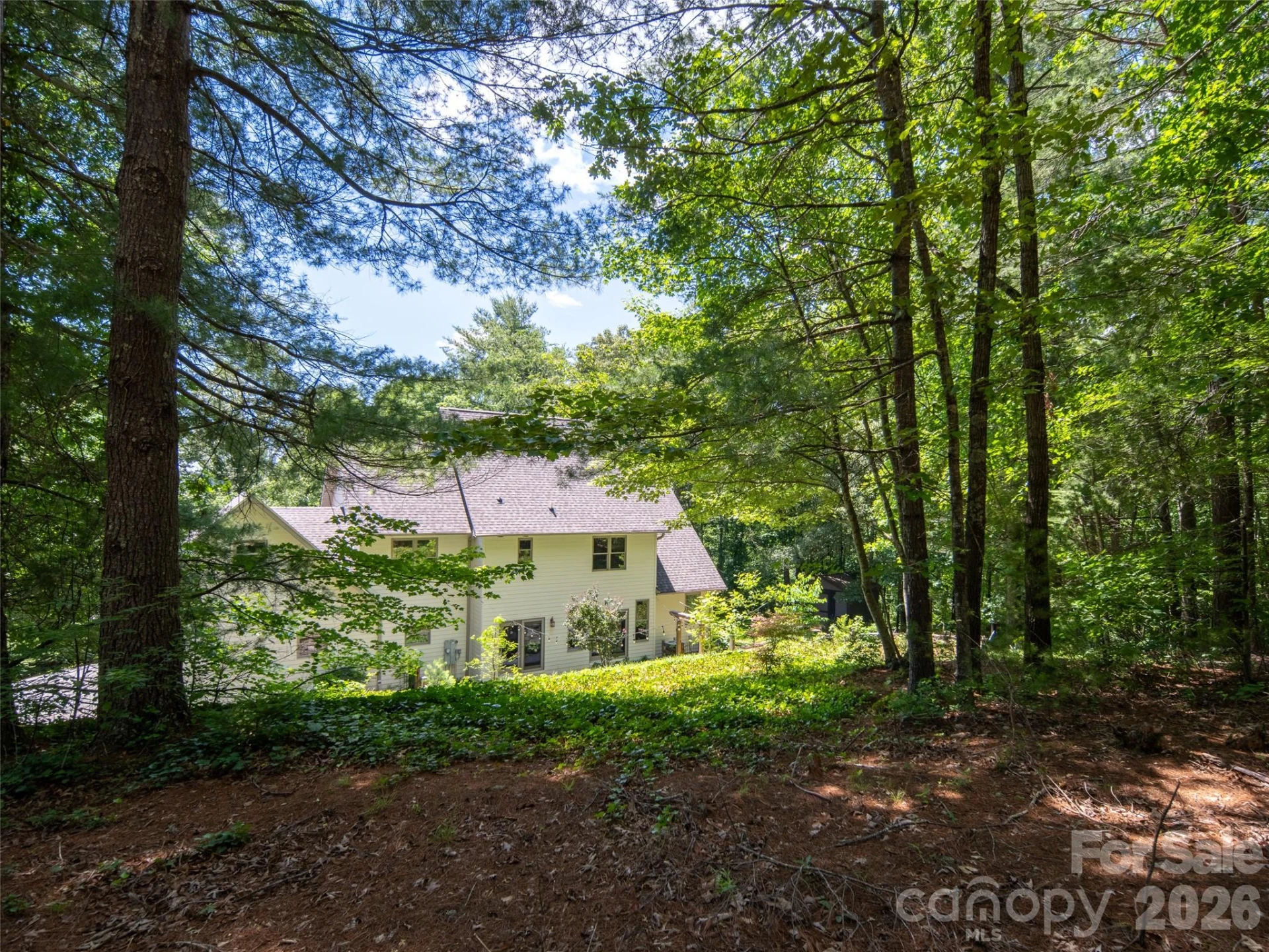 103 Woodburn Drive - Photo 2