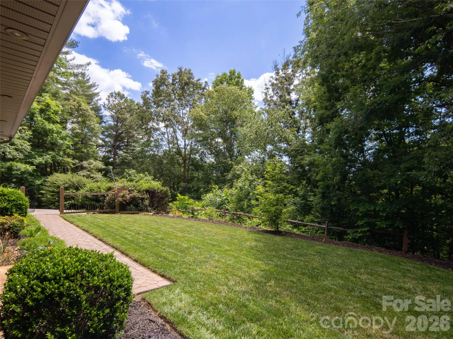 103 Woodburn Drive - Photo 38