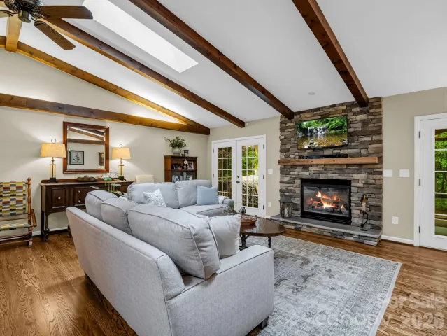 558 Middle Connestee Trail