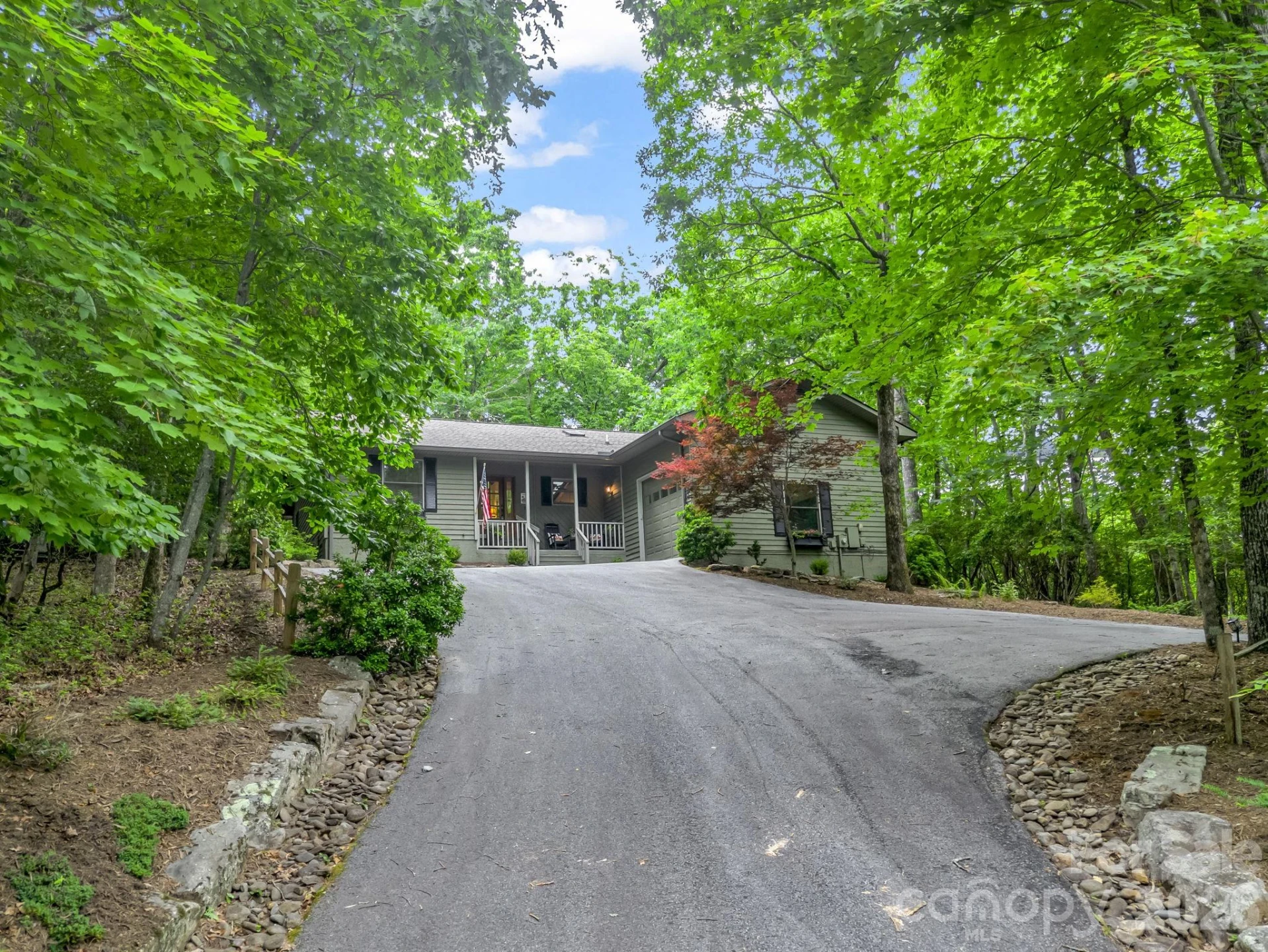558 Middle Connestee Trail - Photo 37