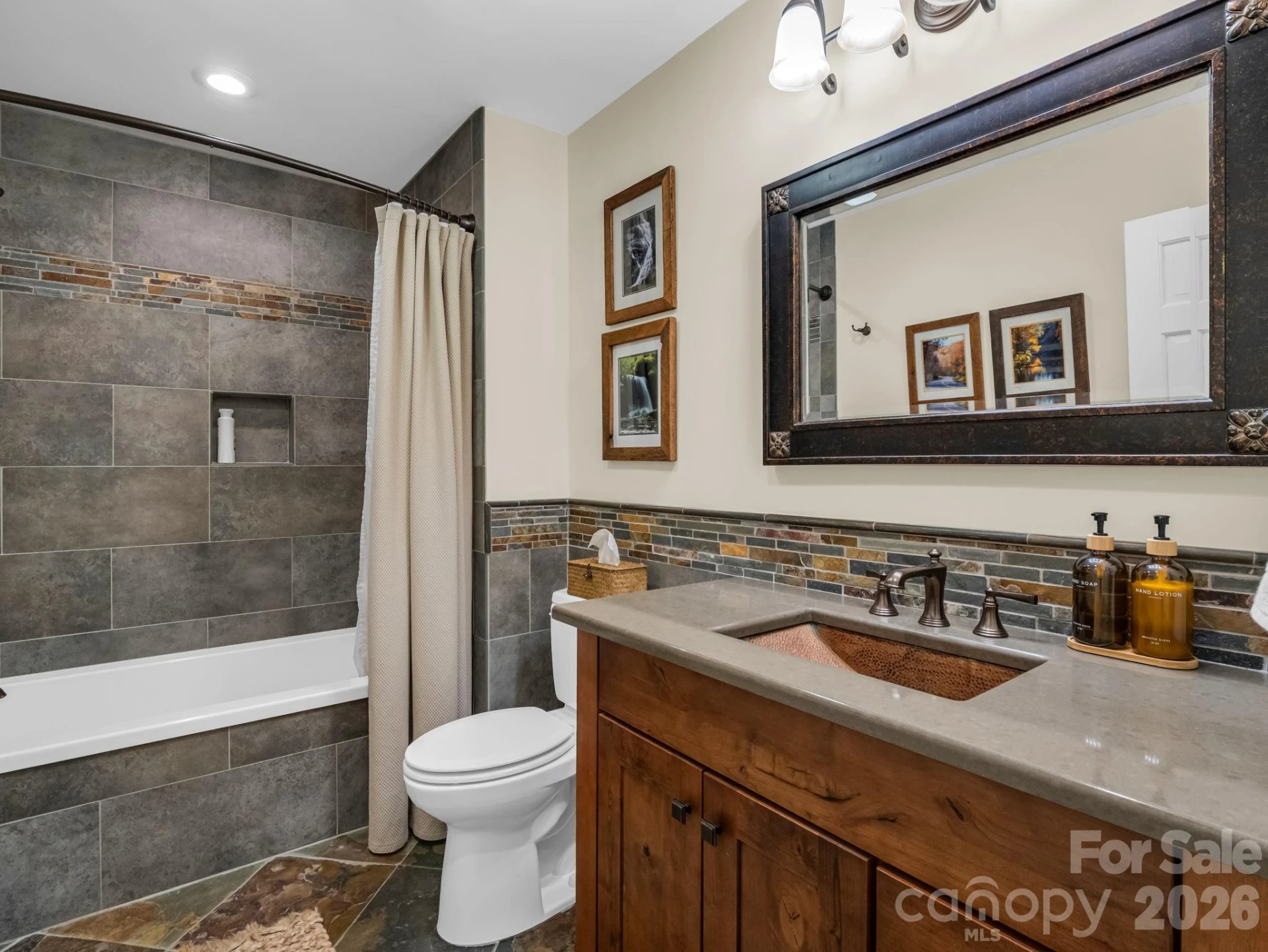 558 Middle Connestee Trail - Photo 23
