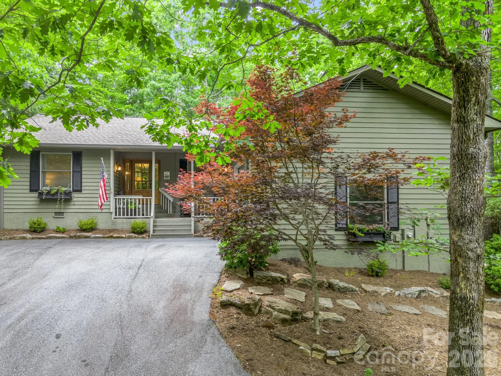 558 Middle Connestee Trail - Photo 4