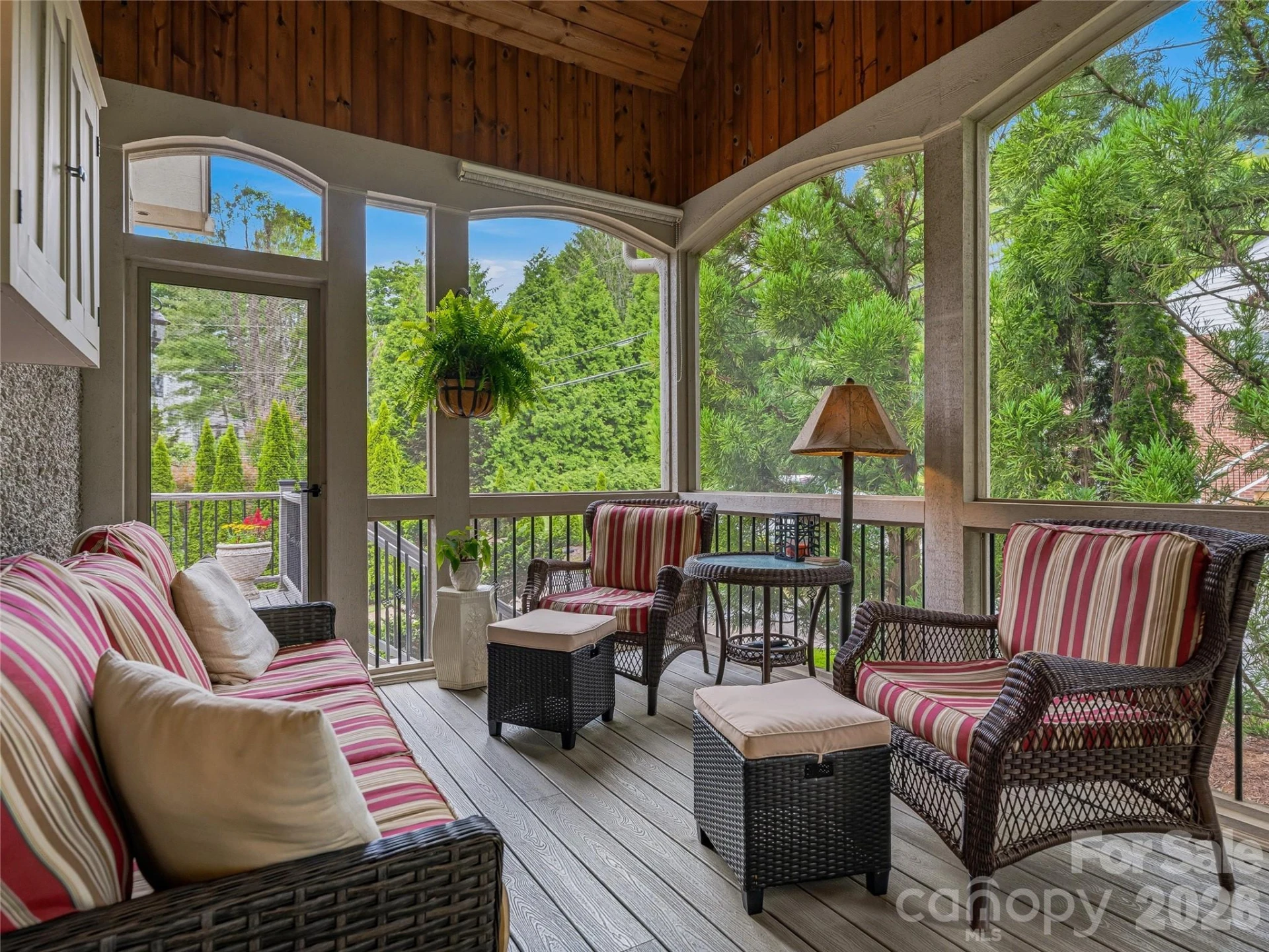 76 Edgelawn Road - Photo 4