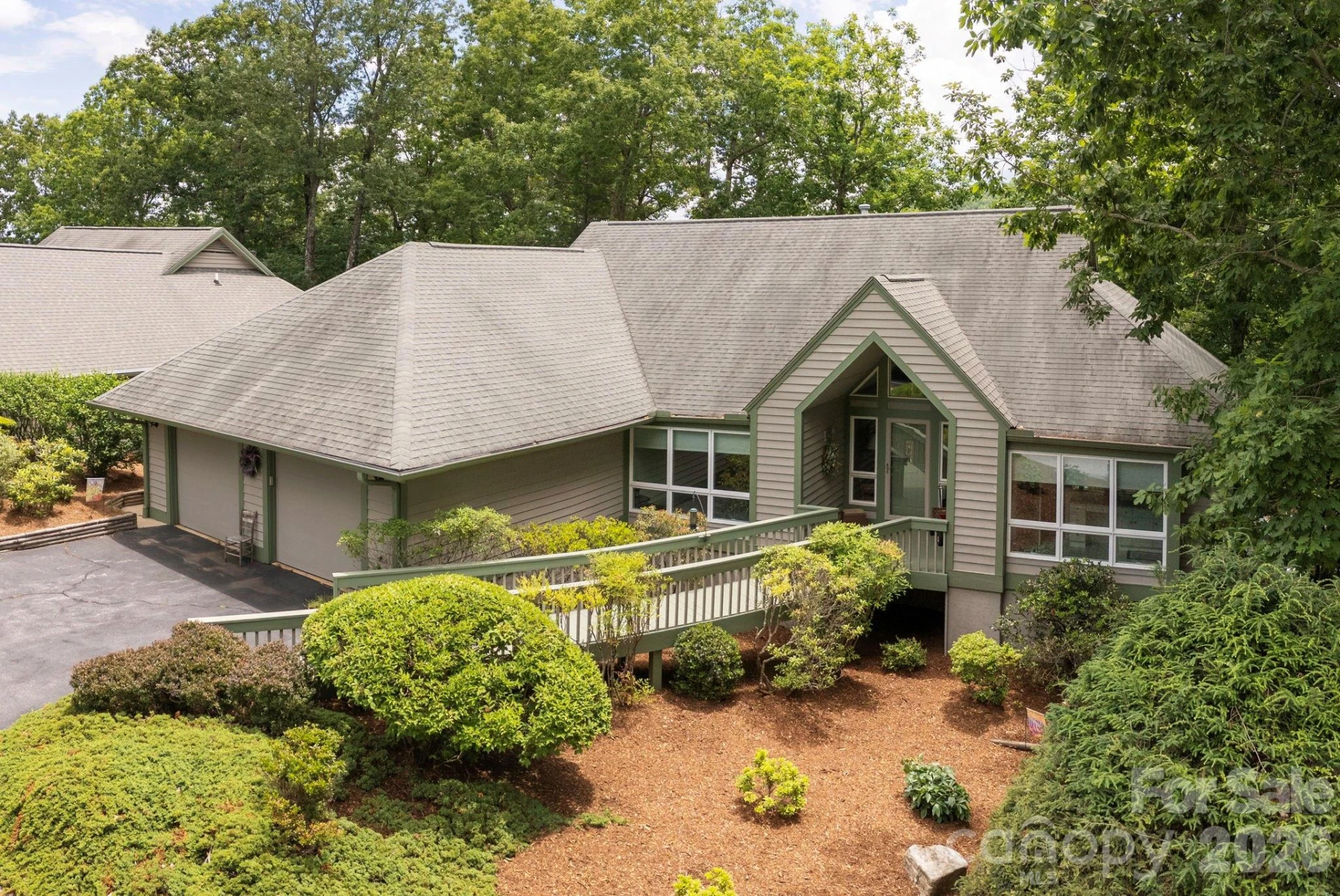 129 FOREST VIEW Drive
