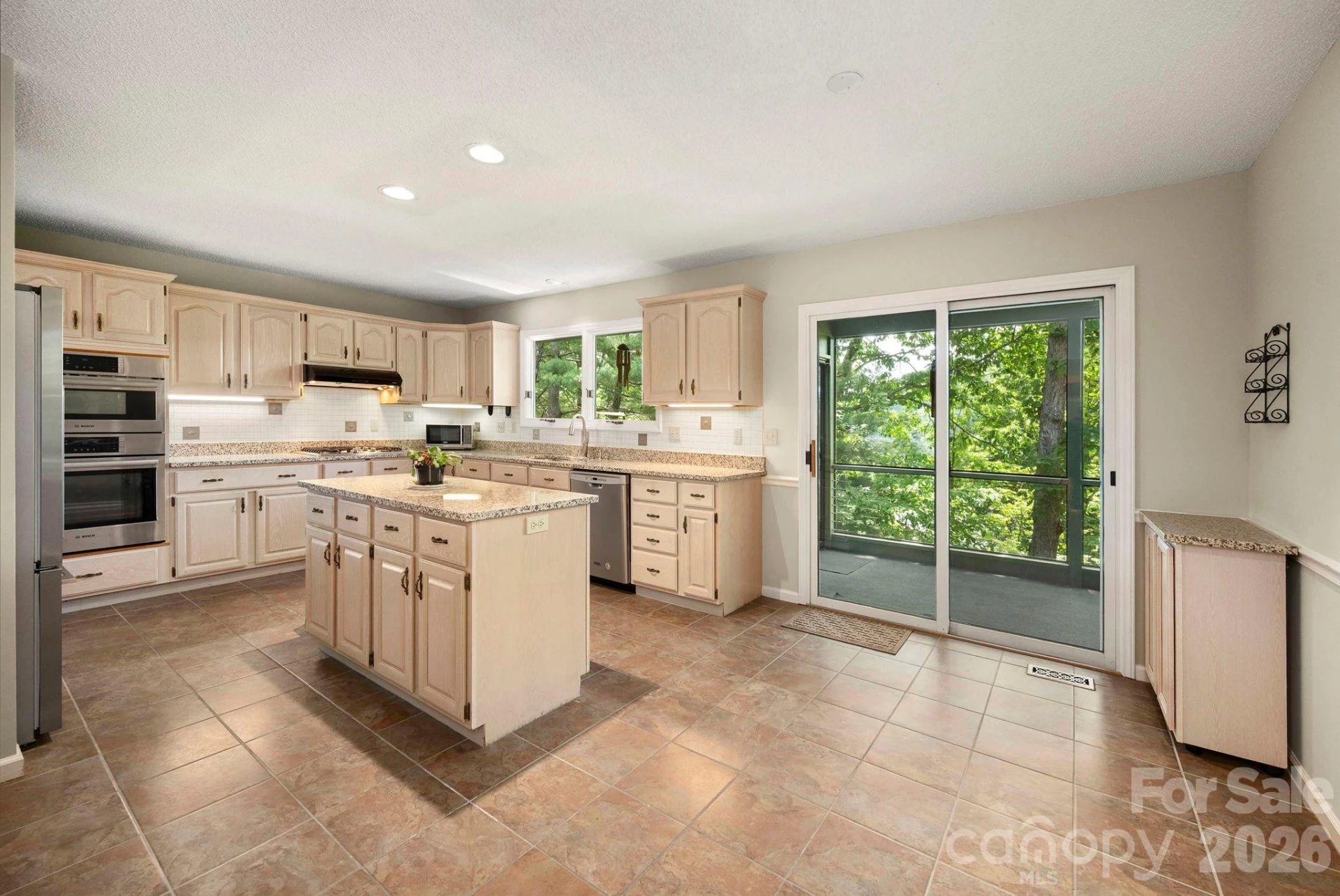 129 FOREST VIEW Drive - Photo 13