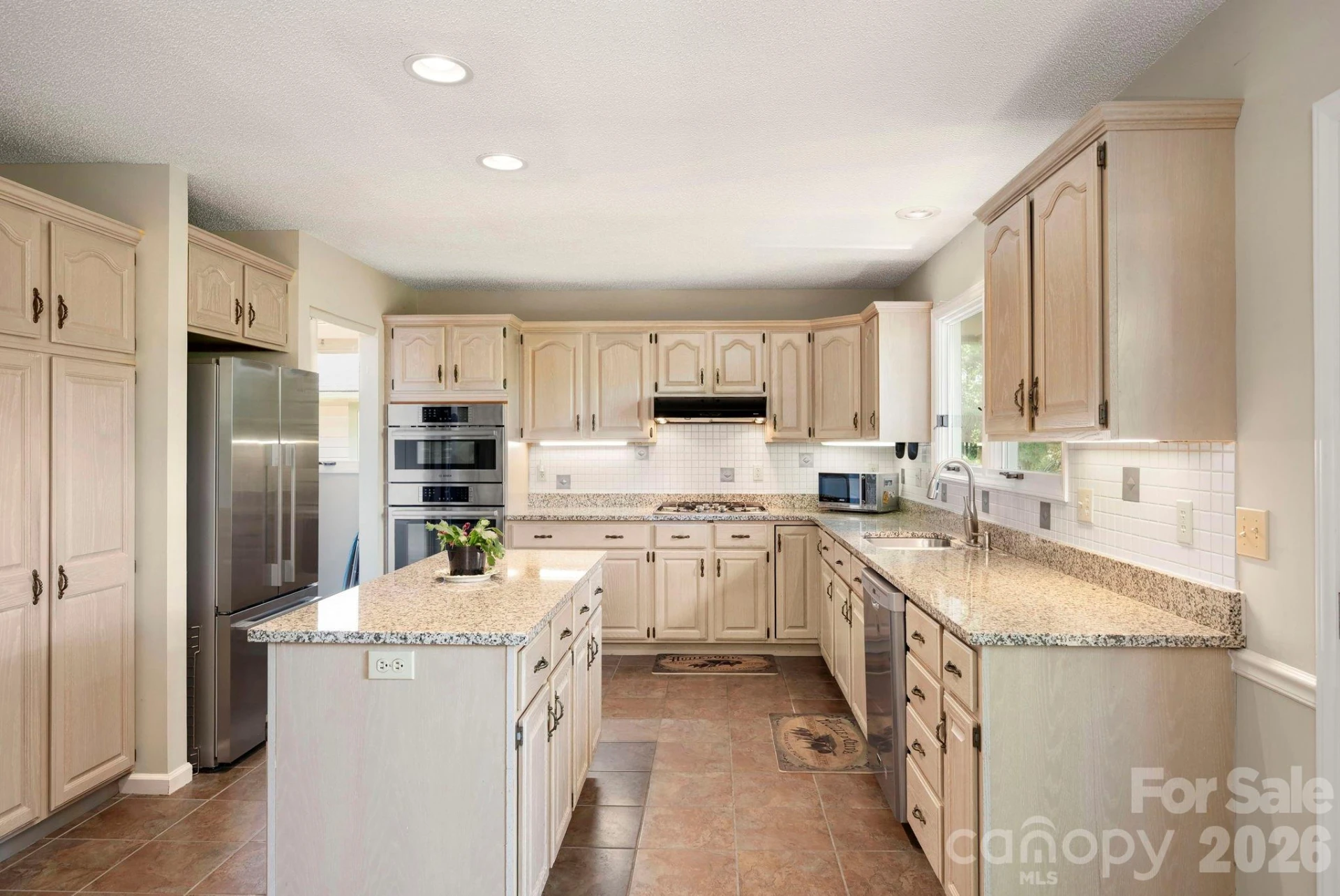 129 FOREST VIEW Drive - Photo 15