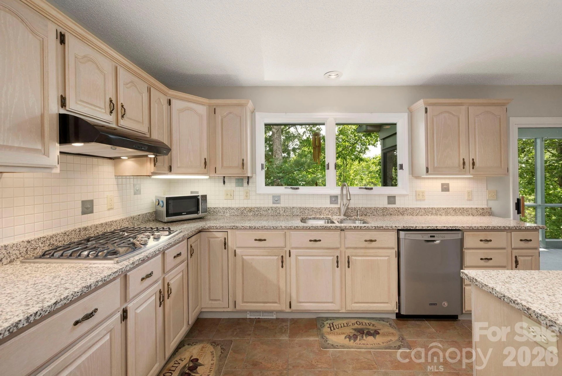 129 FOREST VIEW Drive - Photo 18