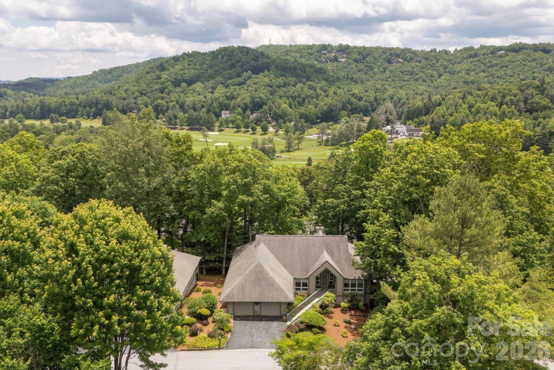 129 FOREST VIEW Drive - Photo 3