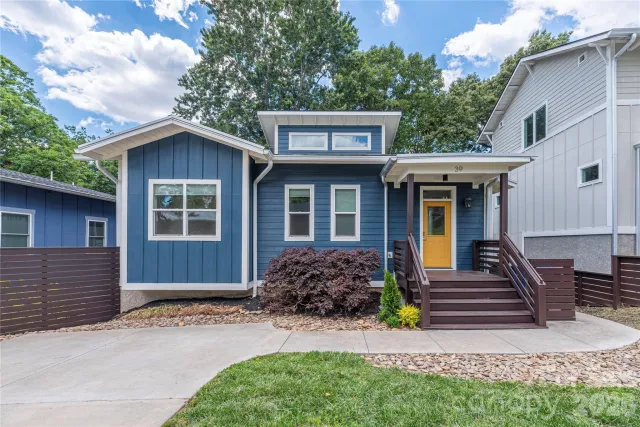 39 Hubbard Avenue