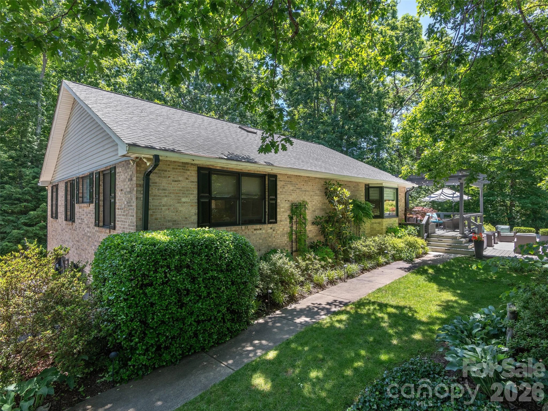 122 Brandon Road - Photo 2