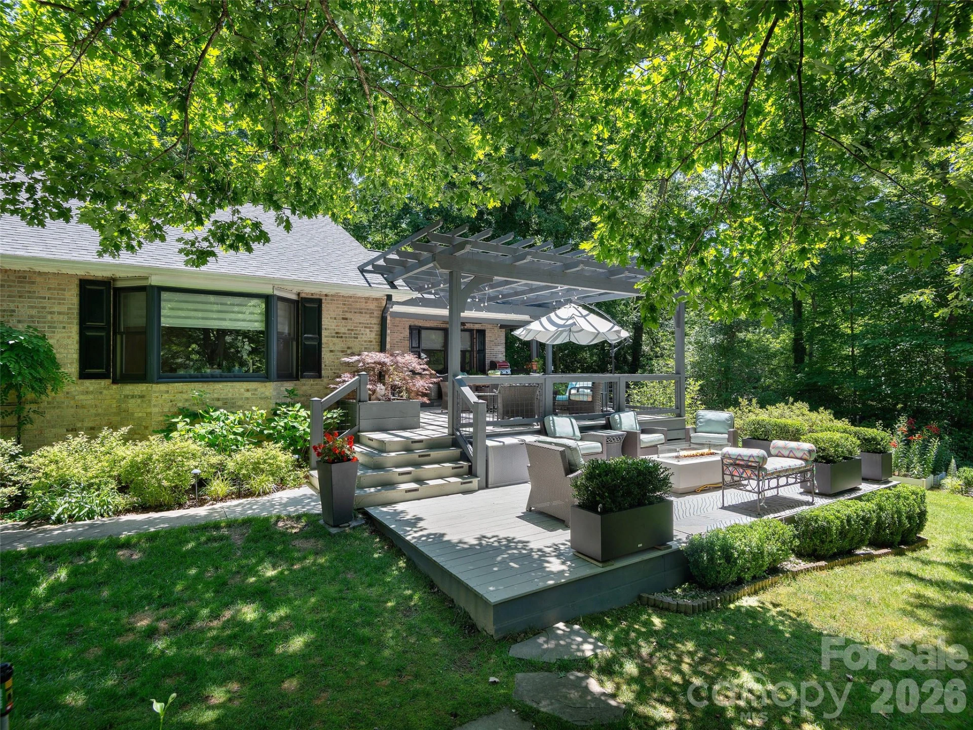 122 Brandon Road - Photo 3