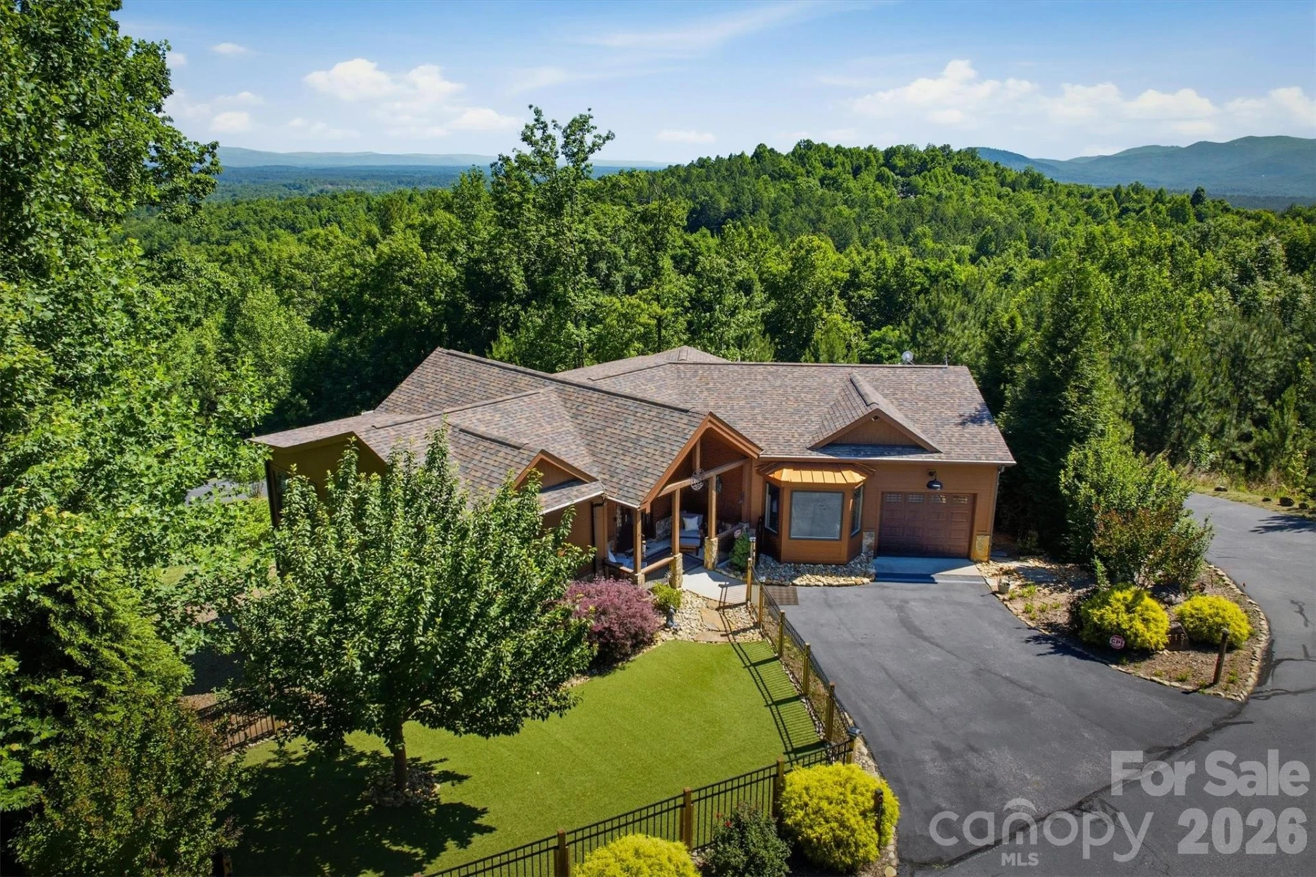 315 Lakeview Trail - Photo 2
