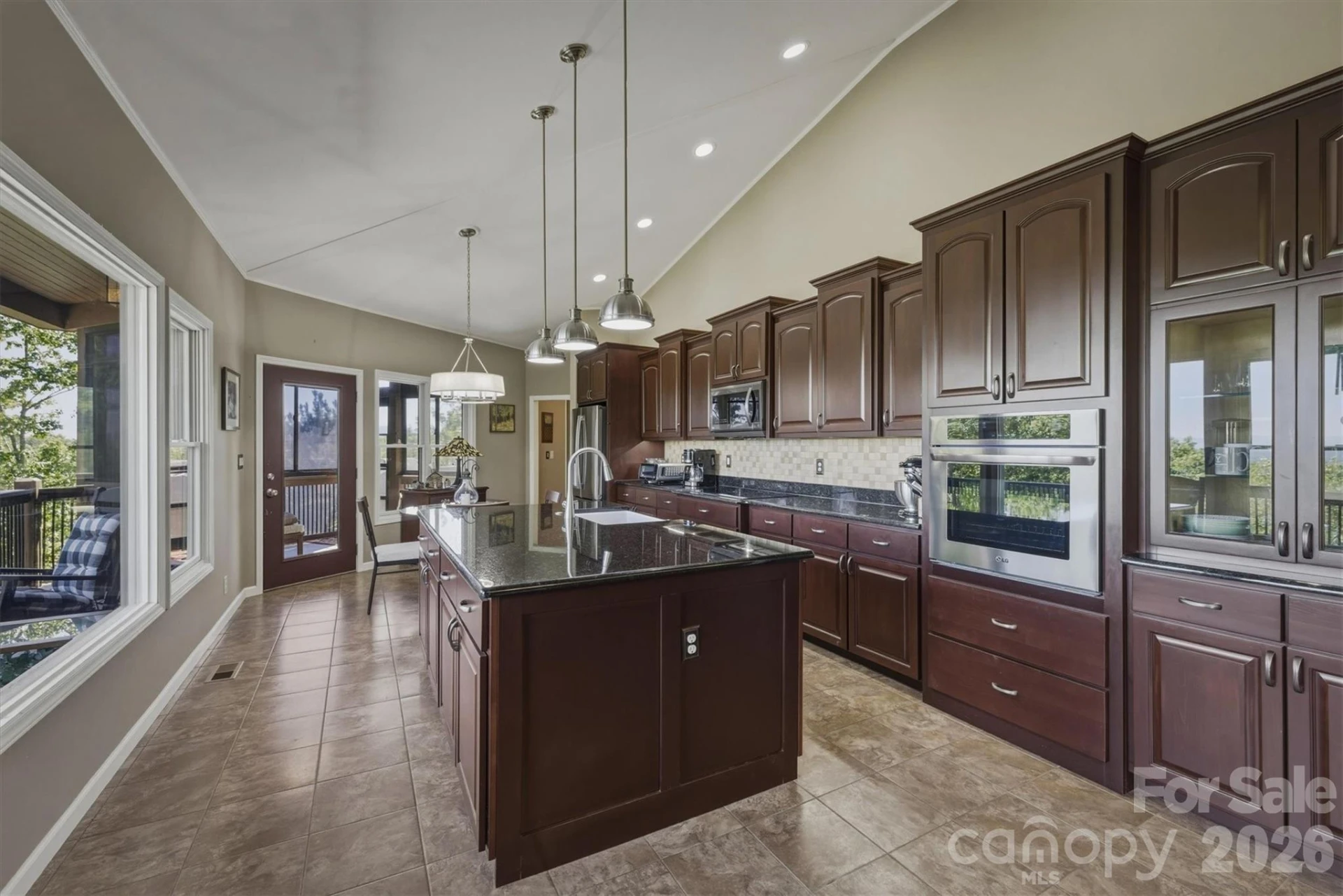 315 Lakeview Trail - Photo 16