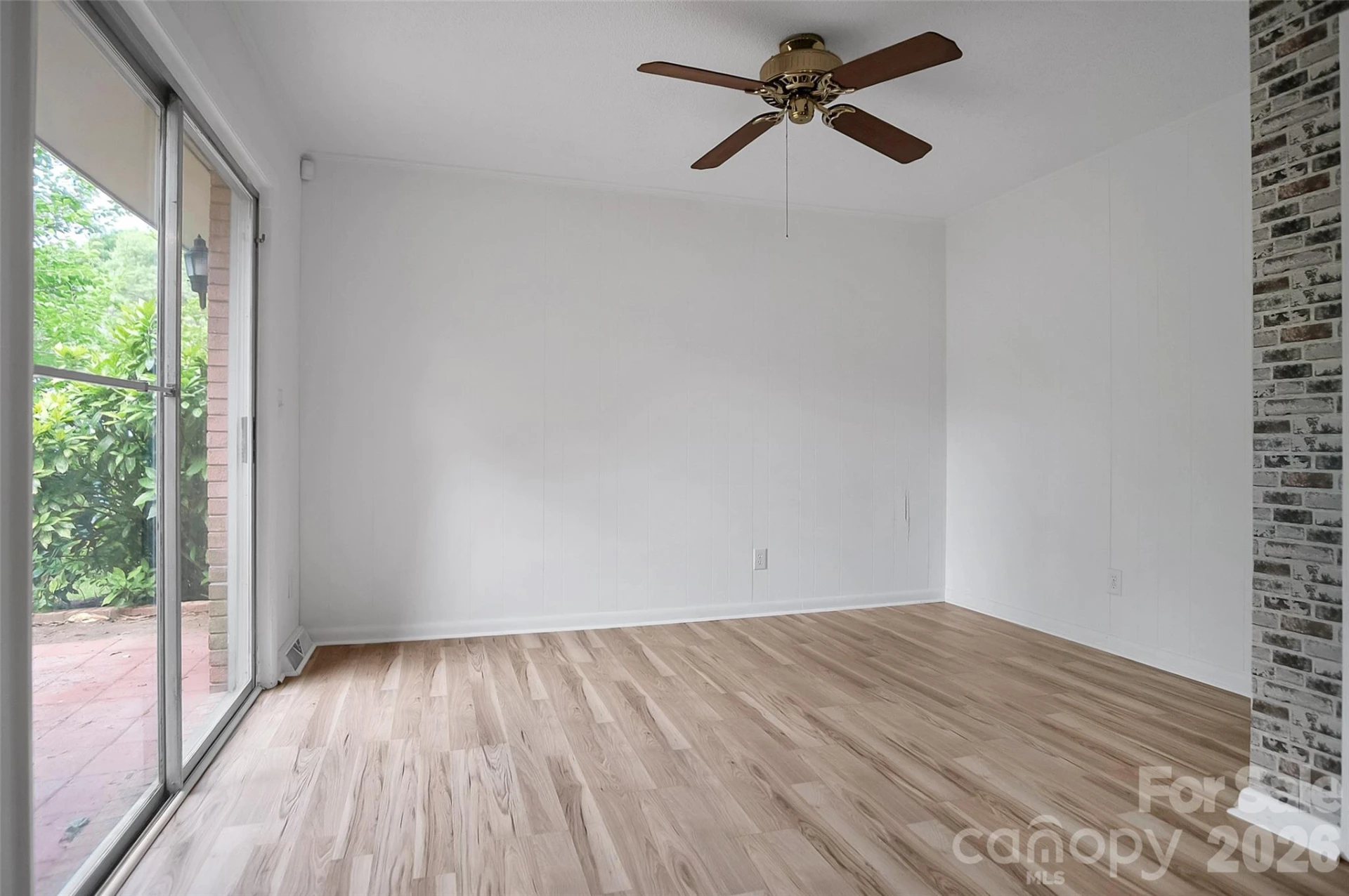 327 Arlington Street - Photo 12