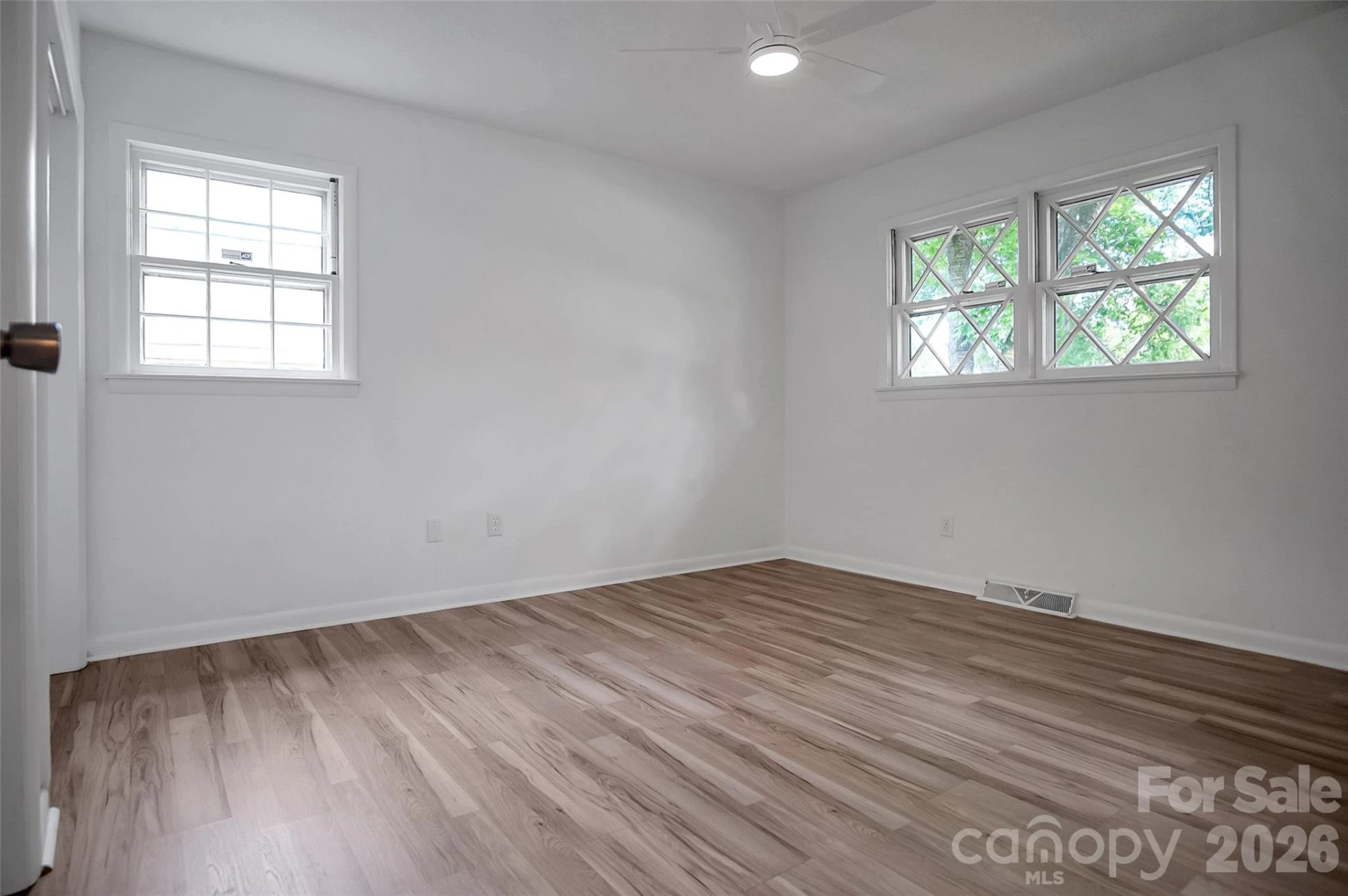 327 Arlington Street - Photo 16
