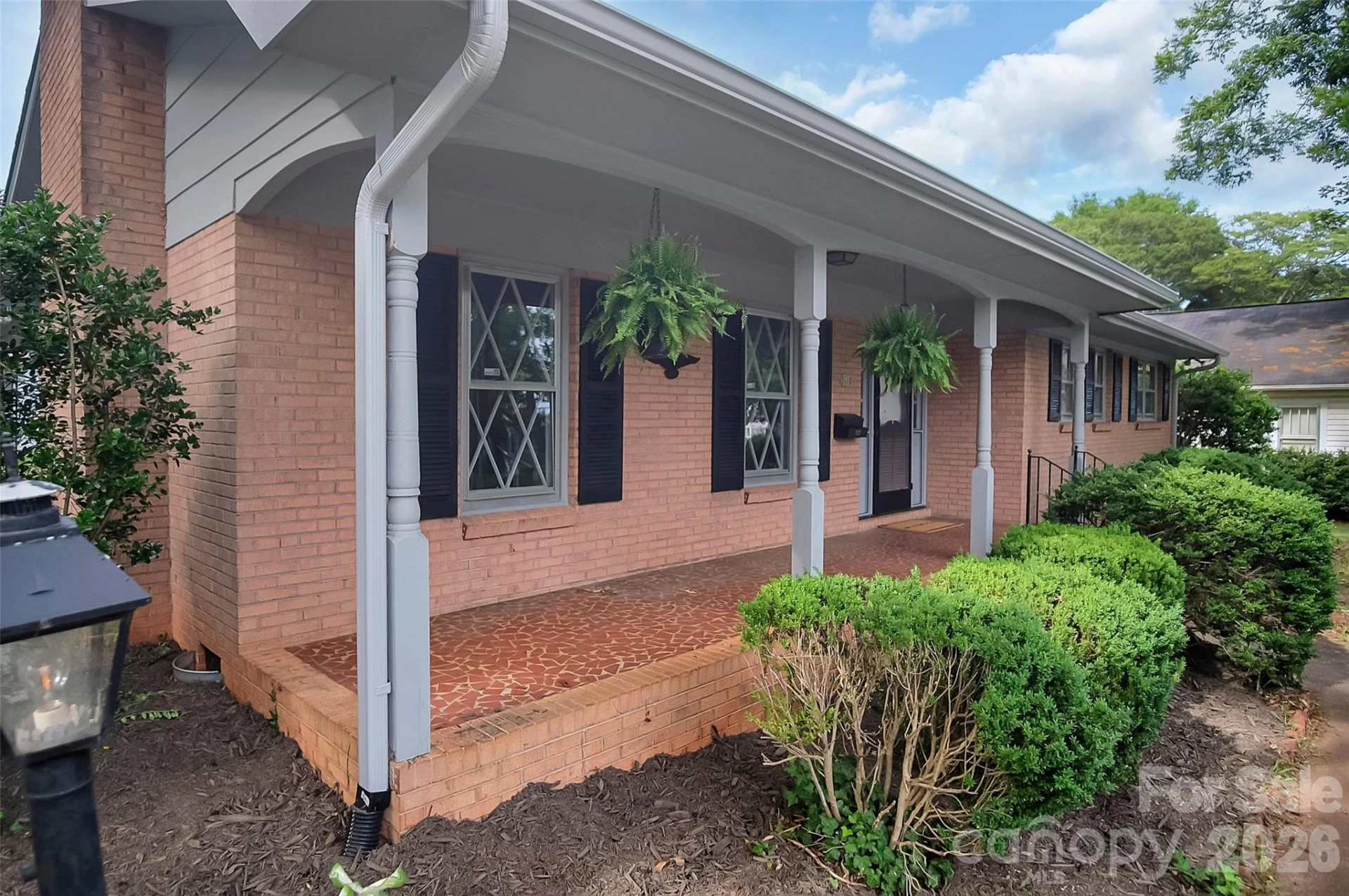 327 Arlington Street - Photo 3