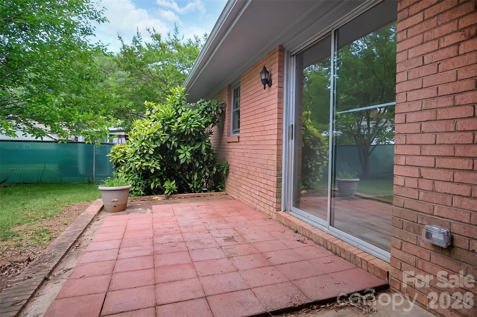 327 Arlington Street - Photo 22